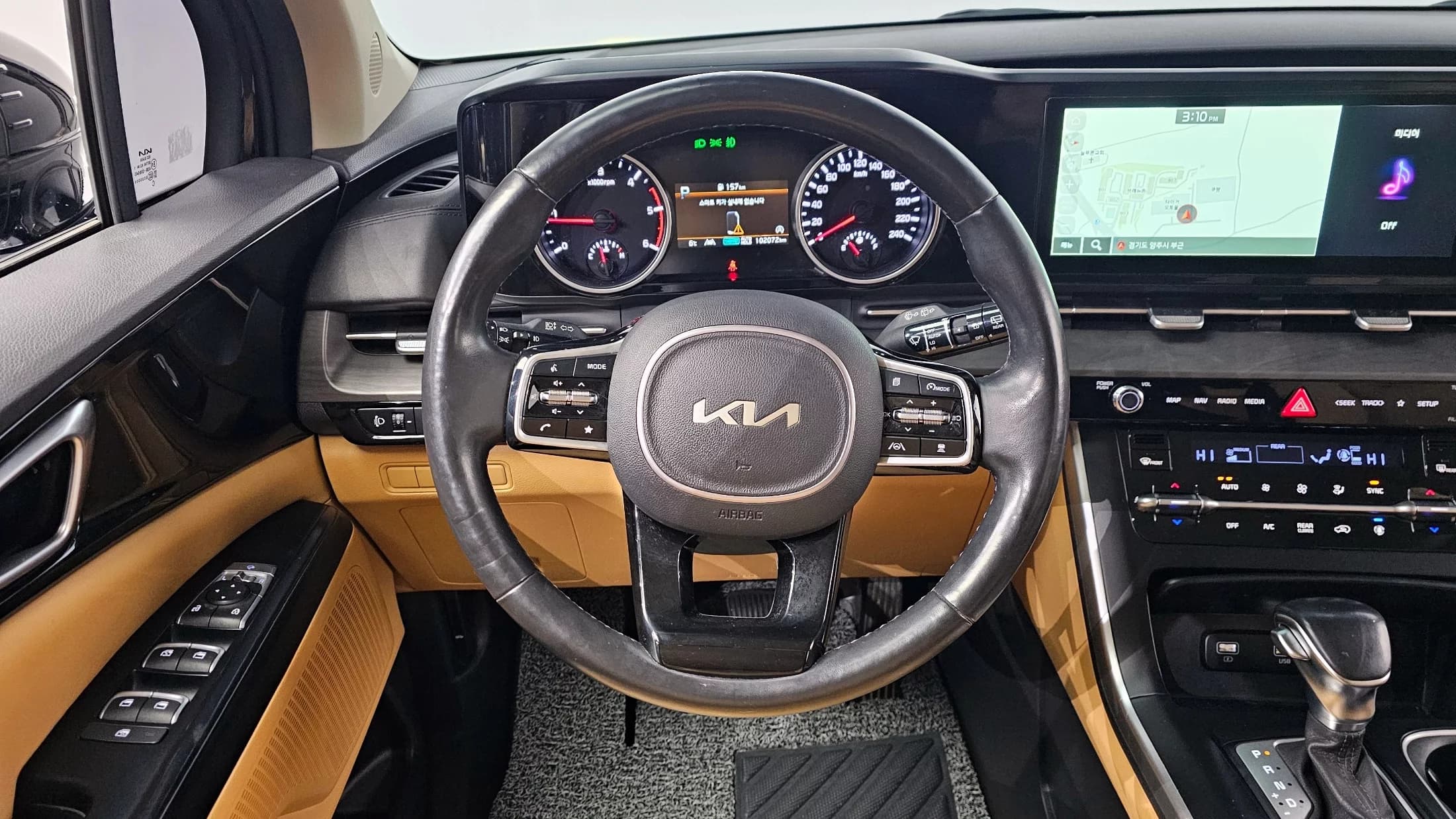 Kia Carnival 9-Seater Prestige, 2021 г. 102209 км. — фото 13