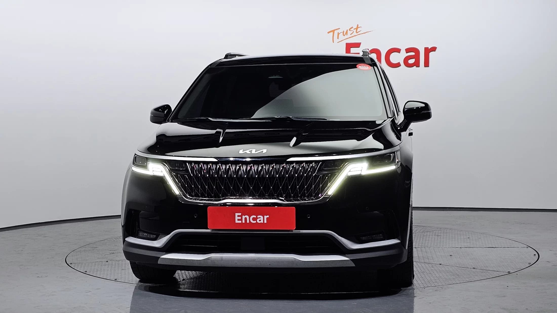 Kia Carnival 9-Seater Prestige, 2021 г. 102209 км. — фото 3
