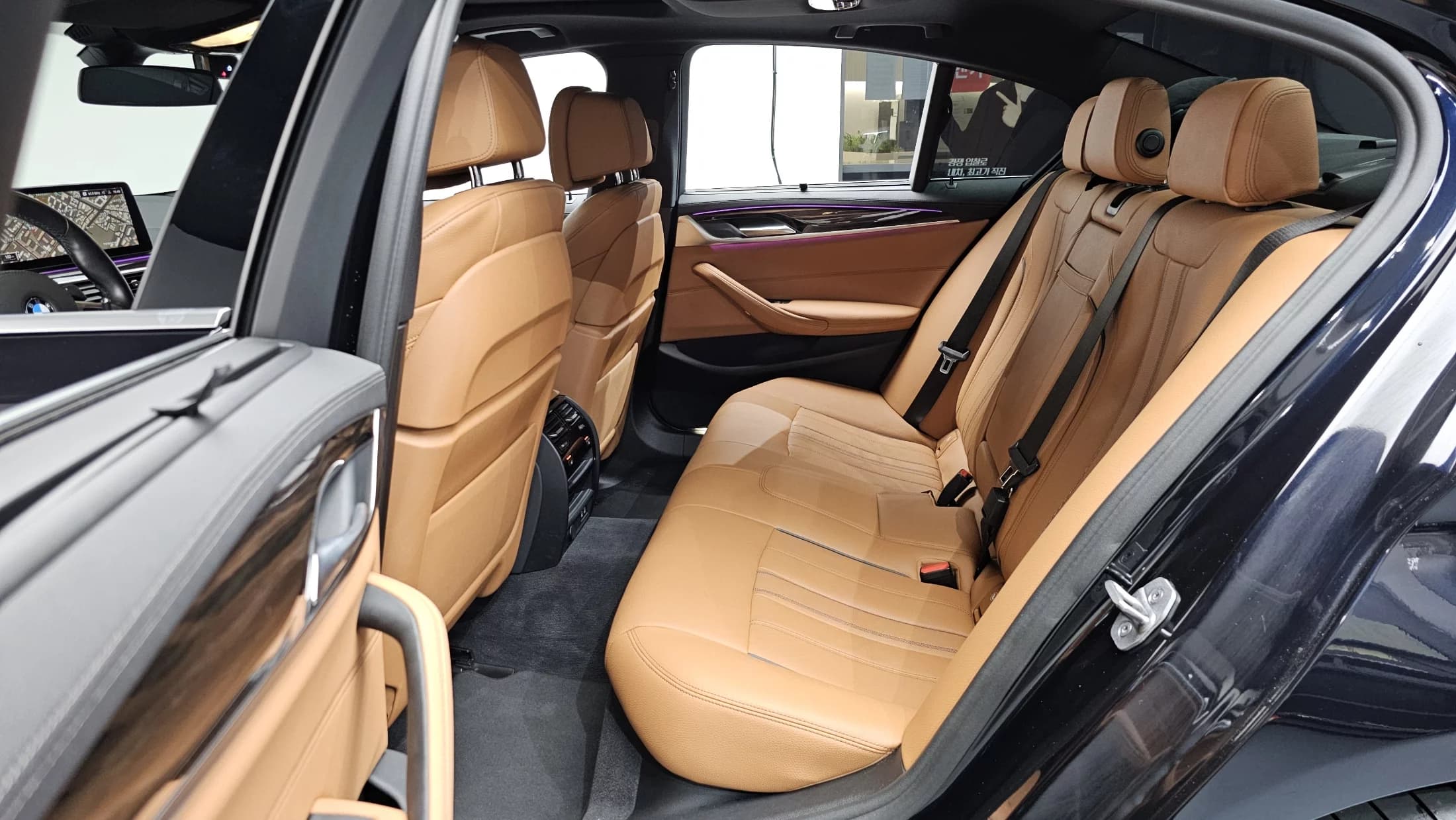 BMW 5-Series 520i M Sport, 2022 г. 43009 км. — фото 12