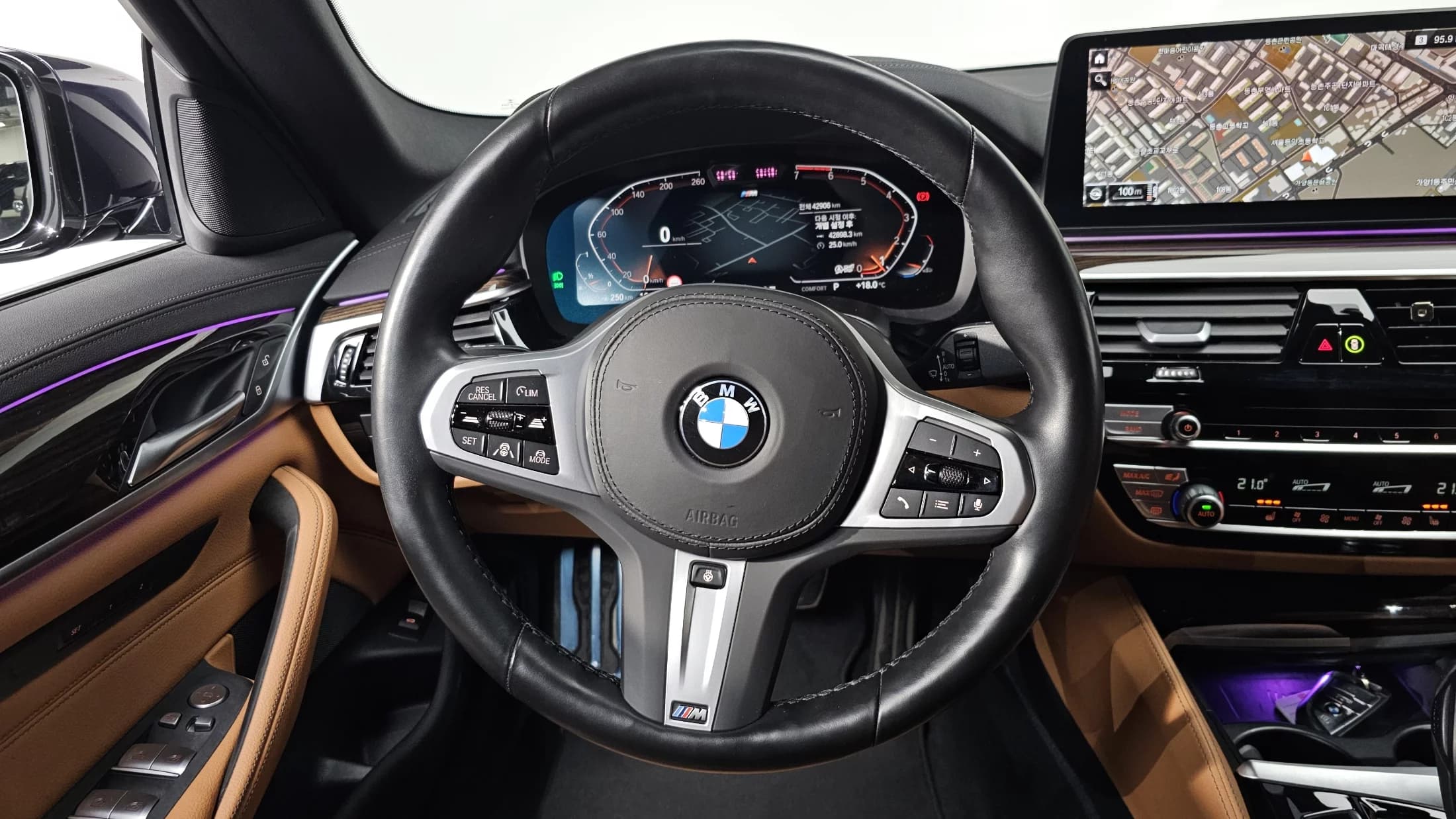 BMW 5-Series 520i M Sport, 2022 г. 43009 км. — фото 13