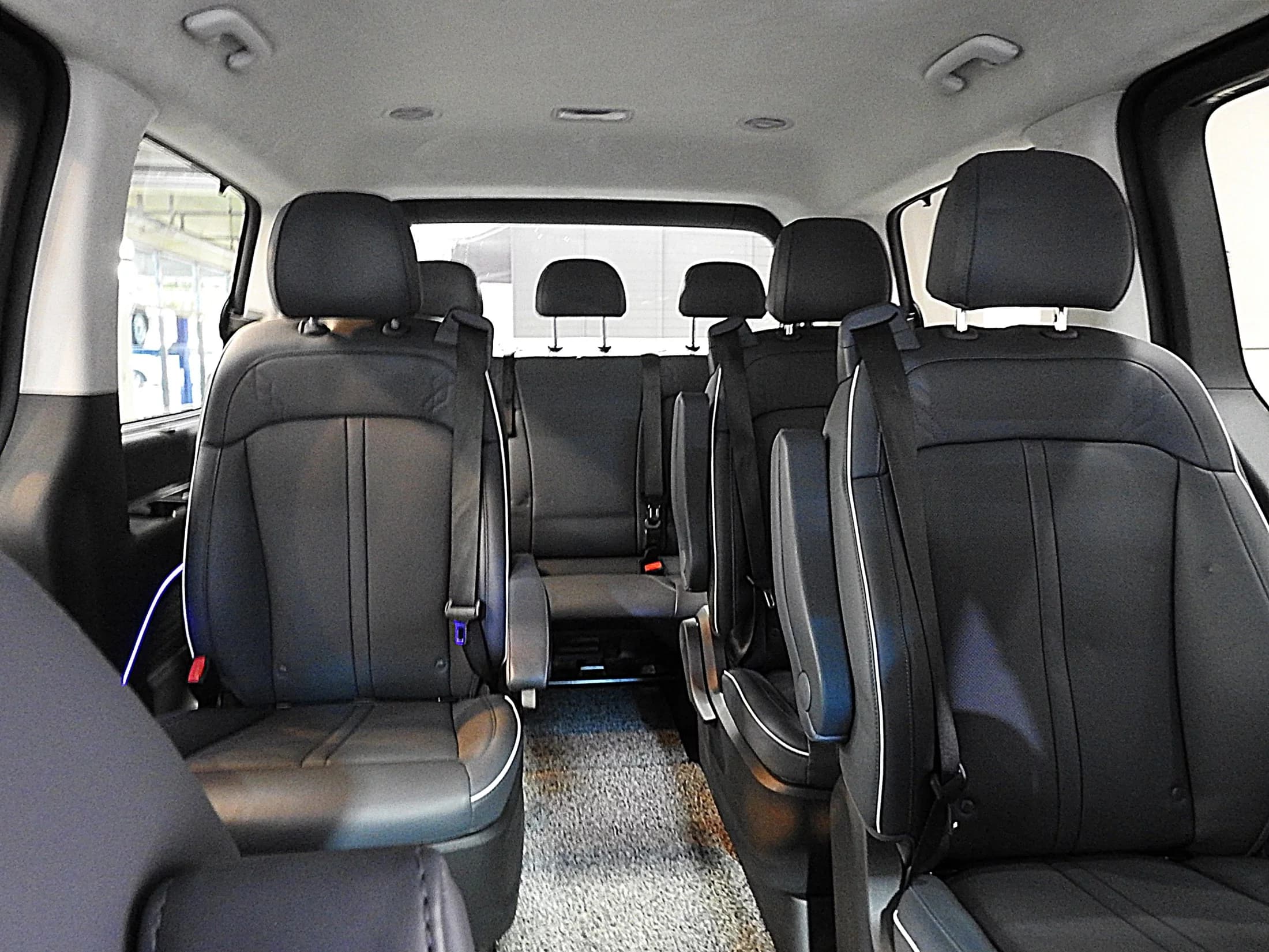 Hyundai Staria Lounge 9-Seater Inspiration, 2022 г. 43694 км. — фото 16