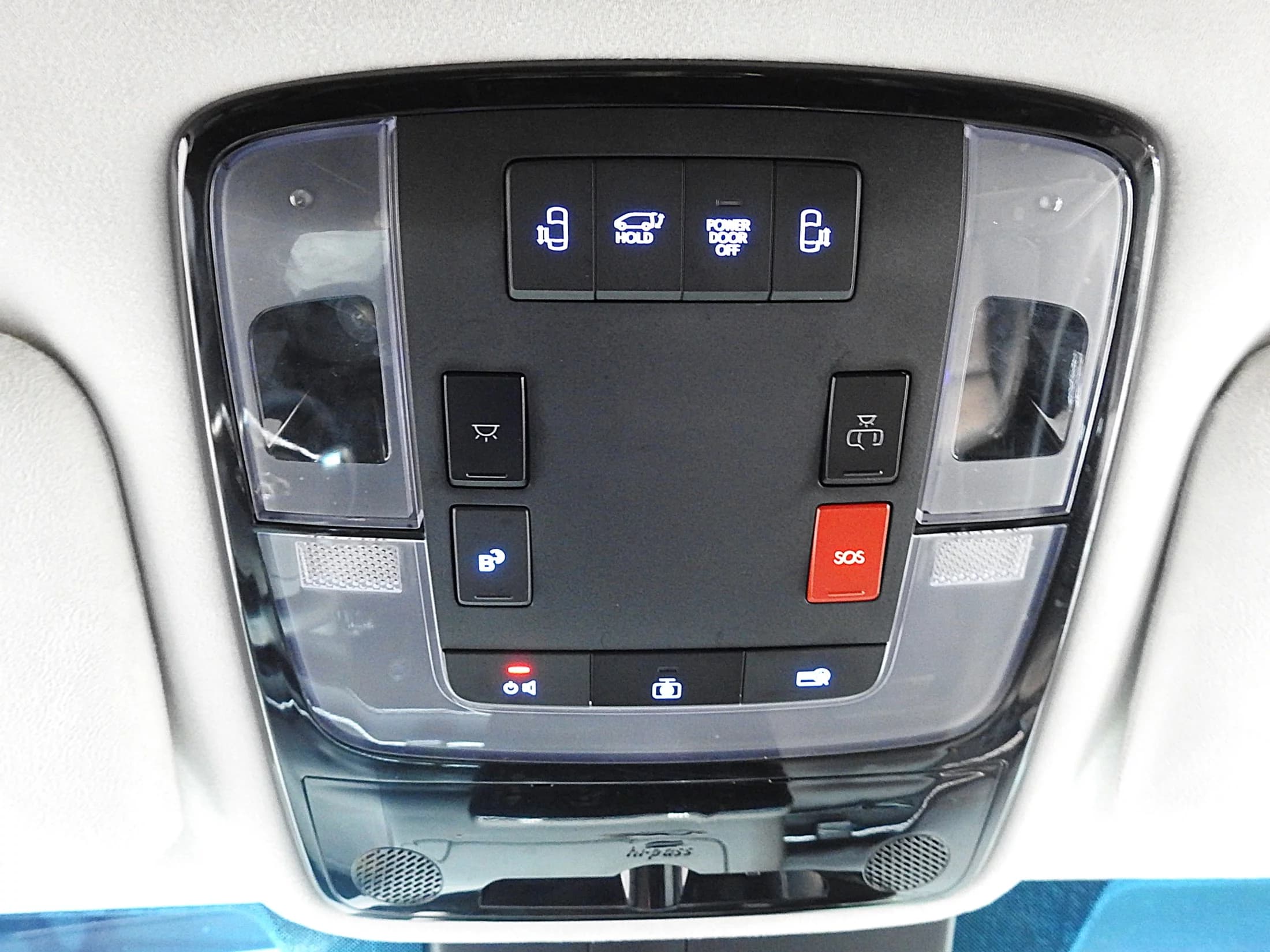 Hyundai Staria Lounge 9-Seater Inspiration, 2022 г. 43694 км. — фото 17