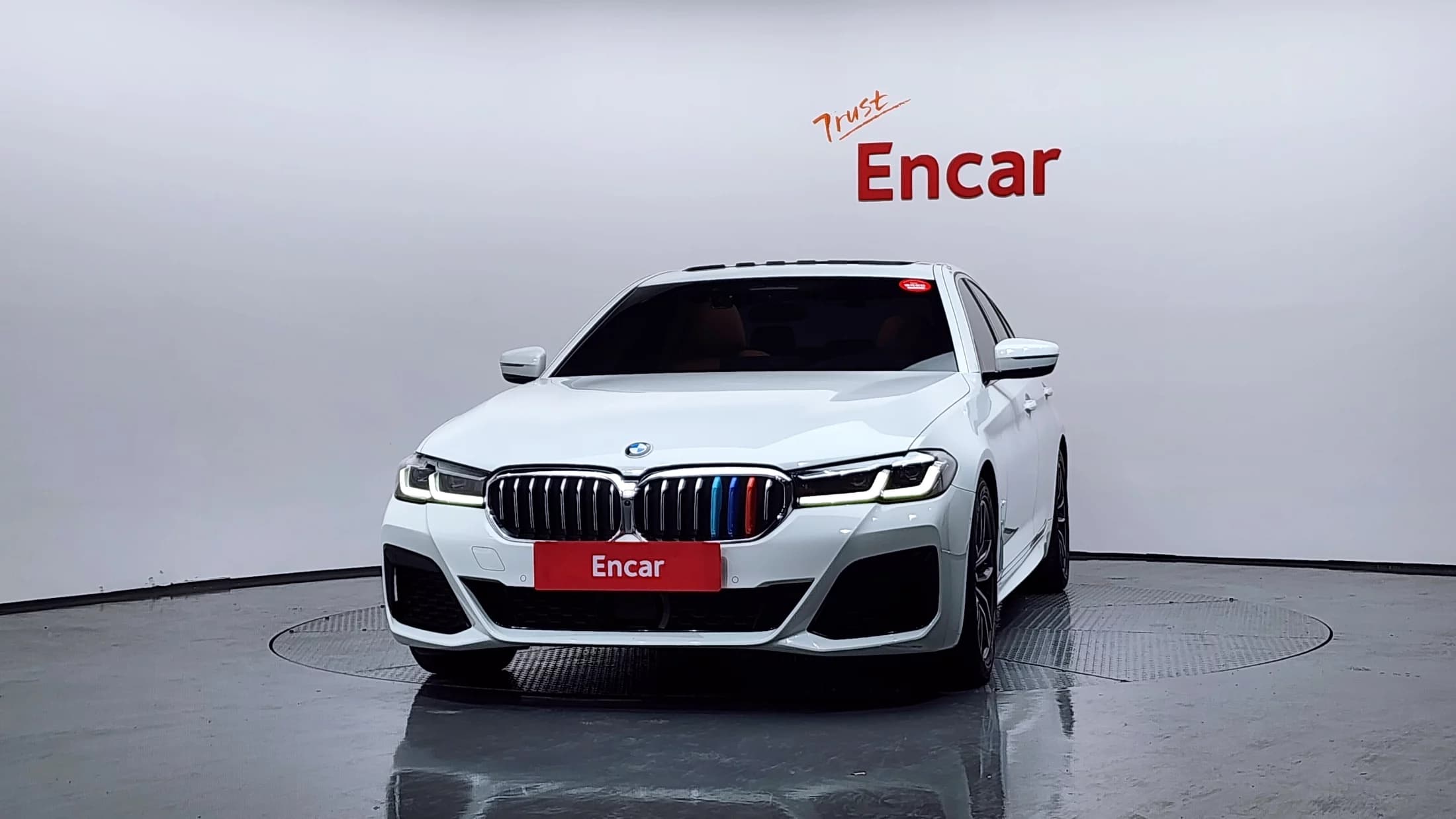 BMW 5-Series 520i M Sport, 2021 г. 39836 км. — фото 3