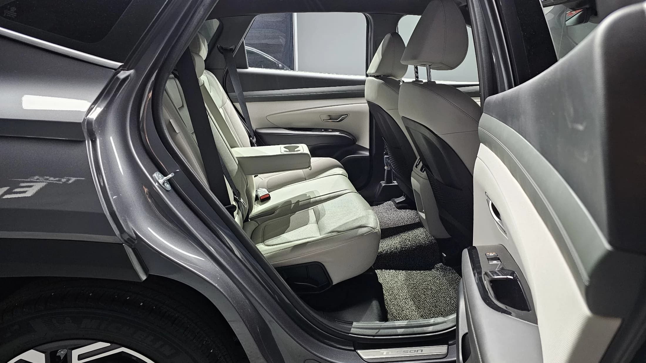 Hyundai Tucson Gasoline 1.6 Turbo 2WD Inspiration, 2024 г. 23683 км. — фото 12