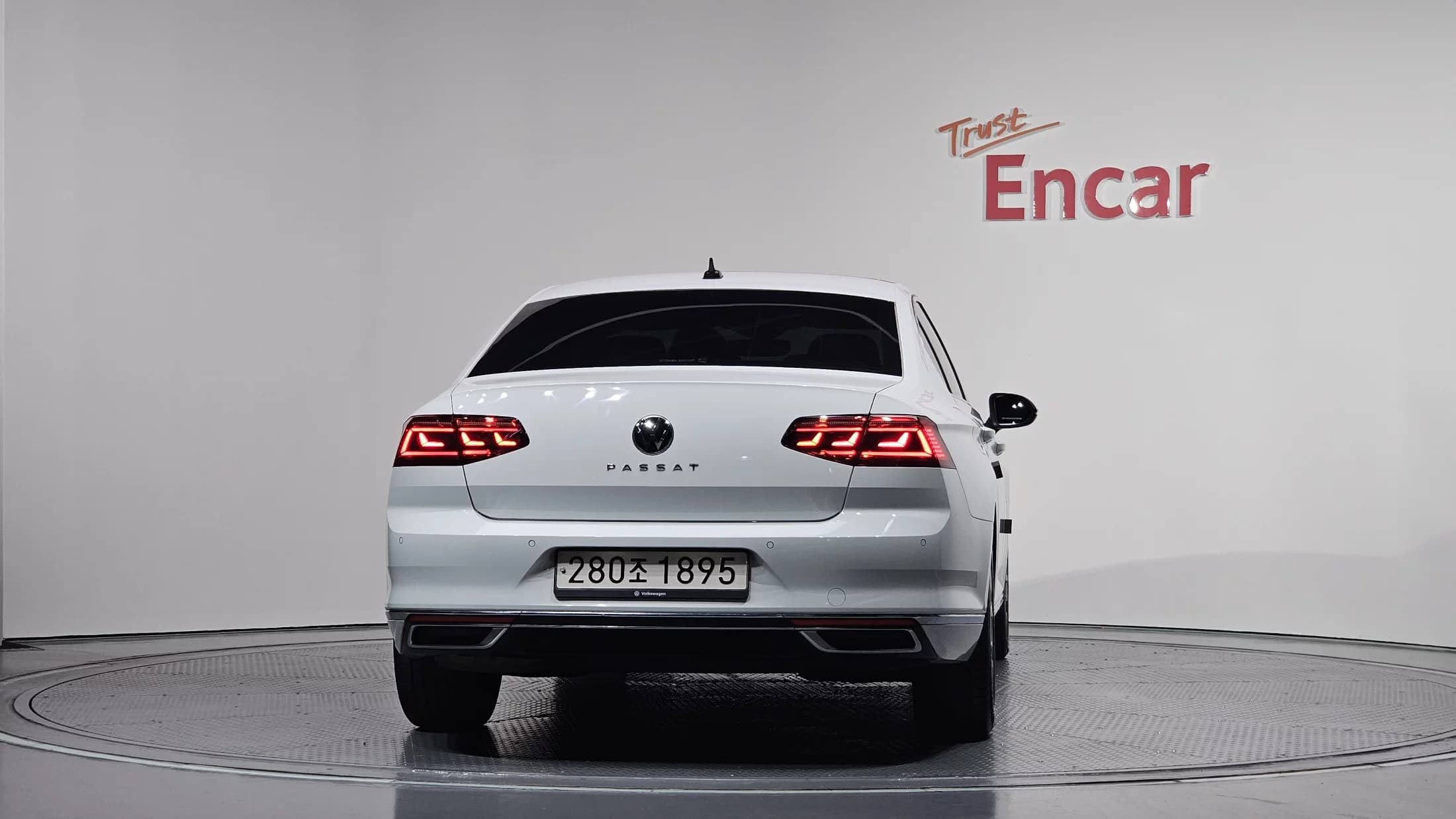 Volkswagen PASSAT 2.0 TDI Prestige, 2022 г. 81432 км. — фото 4