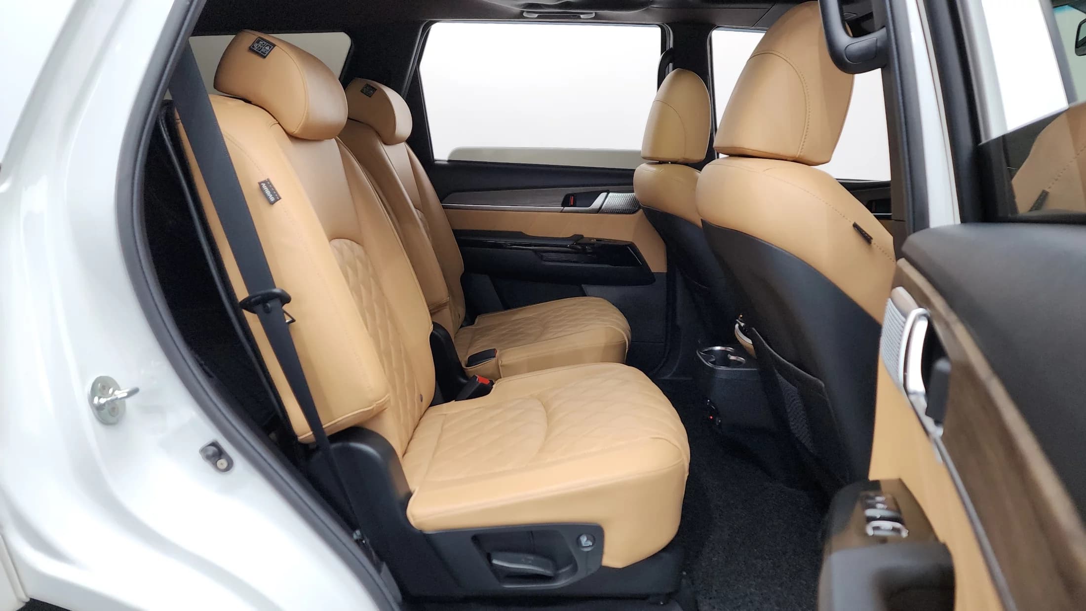 Kia Mohave Diesel 3.0 4WD 6-Seater Masters, 2021 г. 87617 км. — фото 12