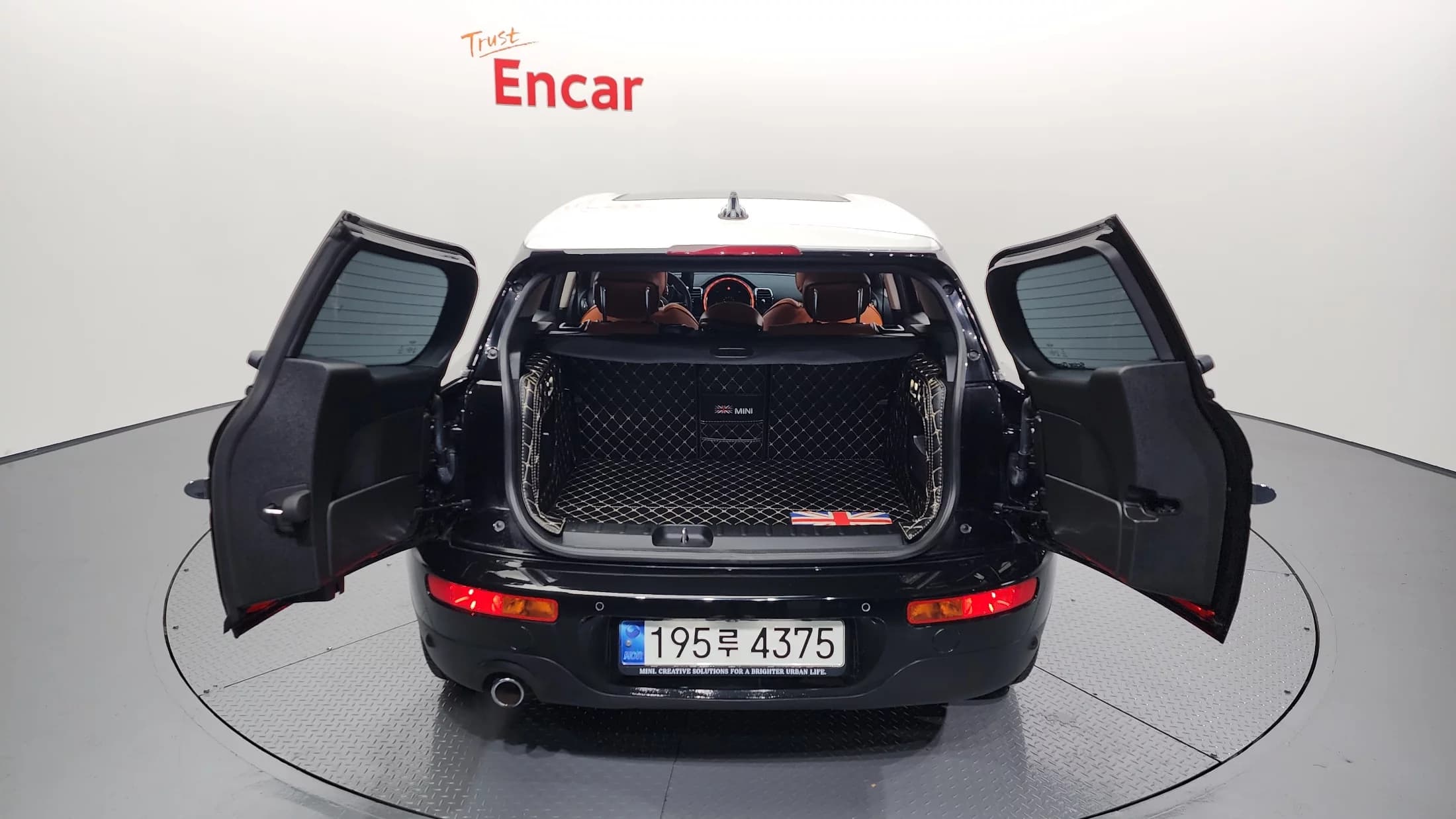 MINI Clubman Standard 2nd, 2021 г. 29304 км. — фото 20