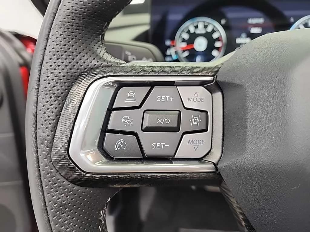 Ford MUSTANG 2.3 Ecoboost Premium Convertible, 2024 г. 4342 км. — фото 16