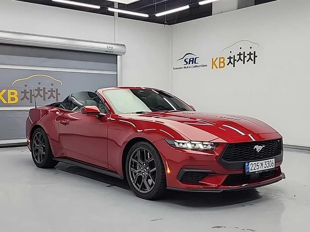 Ford MUSTANG 2.3 Ecoboost Premium Convertible, 2024 г. 4342 км. — фото 4