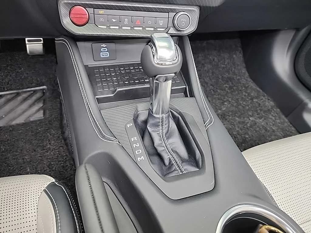 Ford MUSTANG 2.3 Ecoboost Premium Convertible, 2024 г. 4342 км. — фото 8