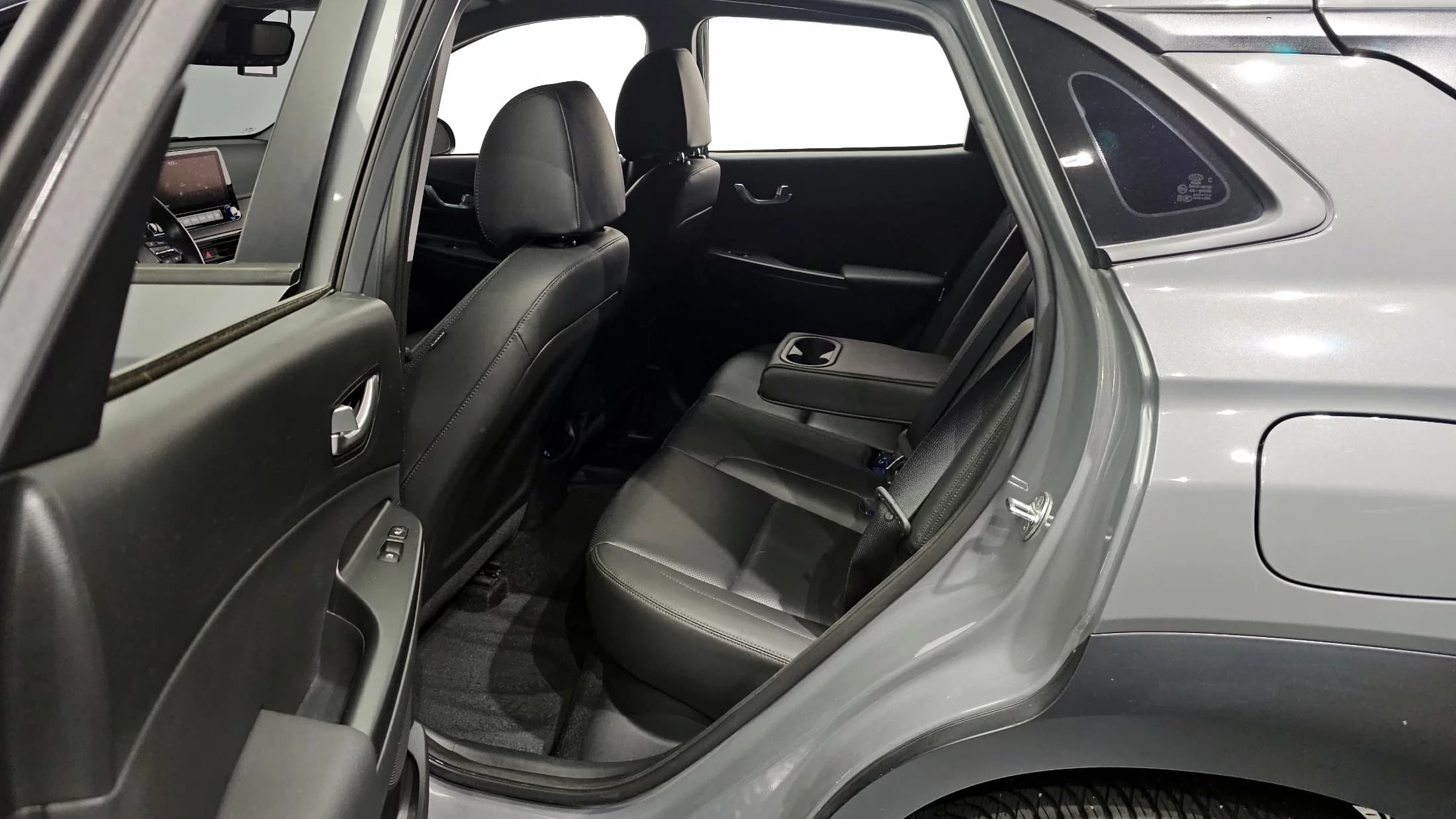 Hyundai Kona Gasoline 2.0 2WD Modern, 2022 г. 50016 км. — фото 11