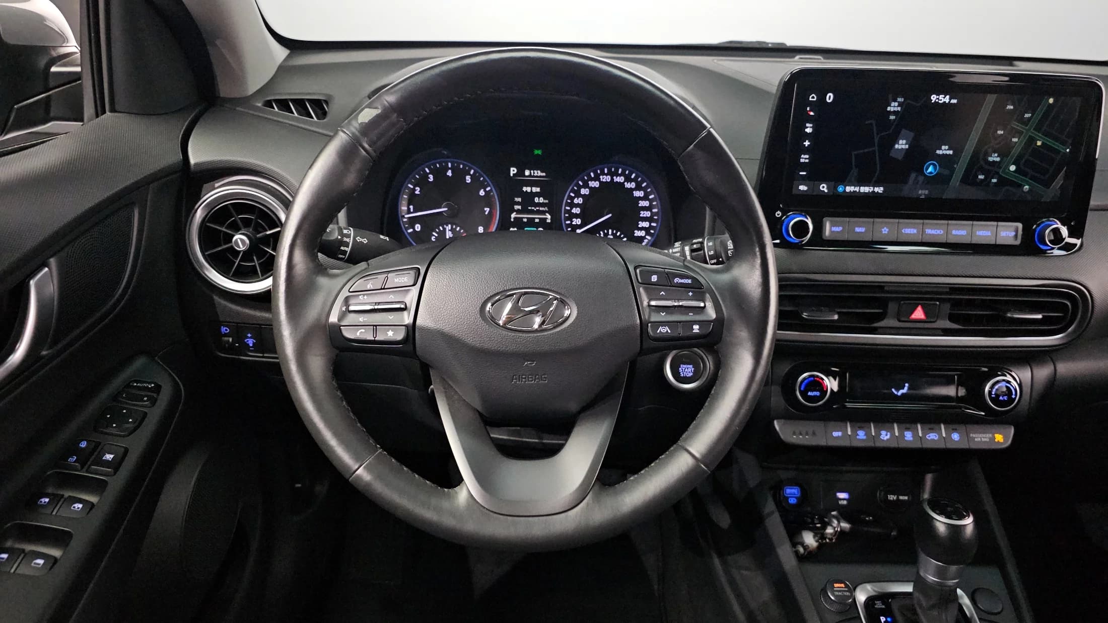 Hyundai Kona Gasoline 2.0 2WD Modern, 2022 г. 50016 км. — фото 14