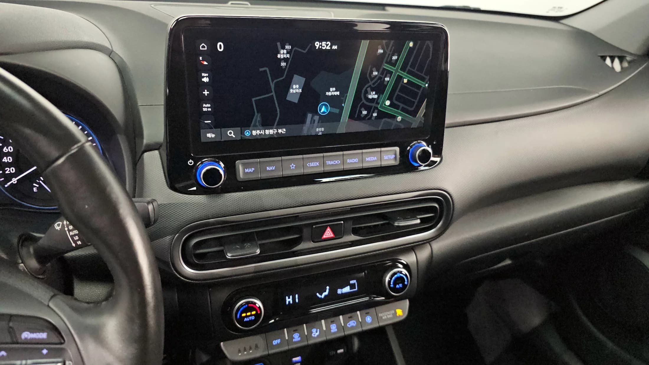 Hyundai Kona Gasoline 2.0 2WD Modern, 2022 г. 50016 км. — фото 17