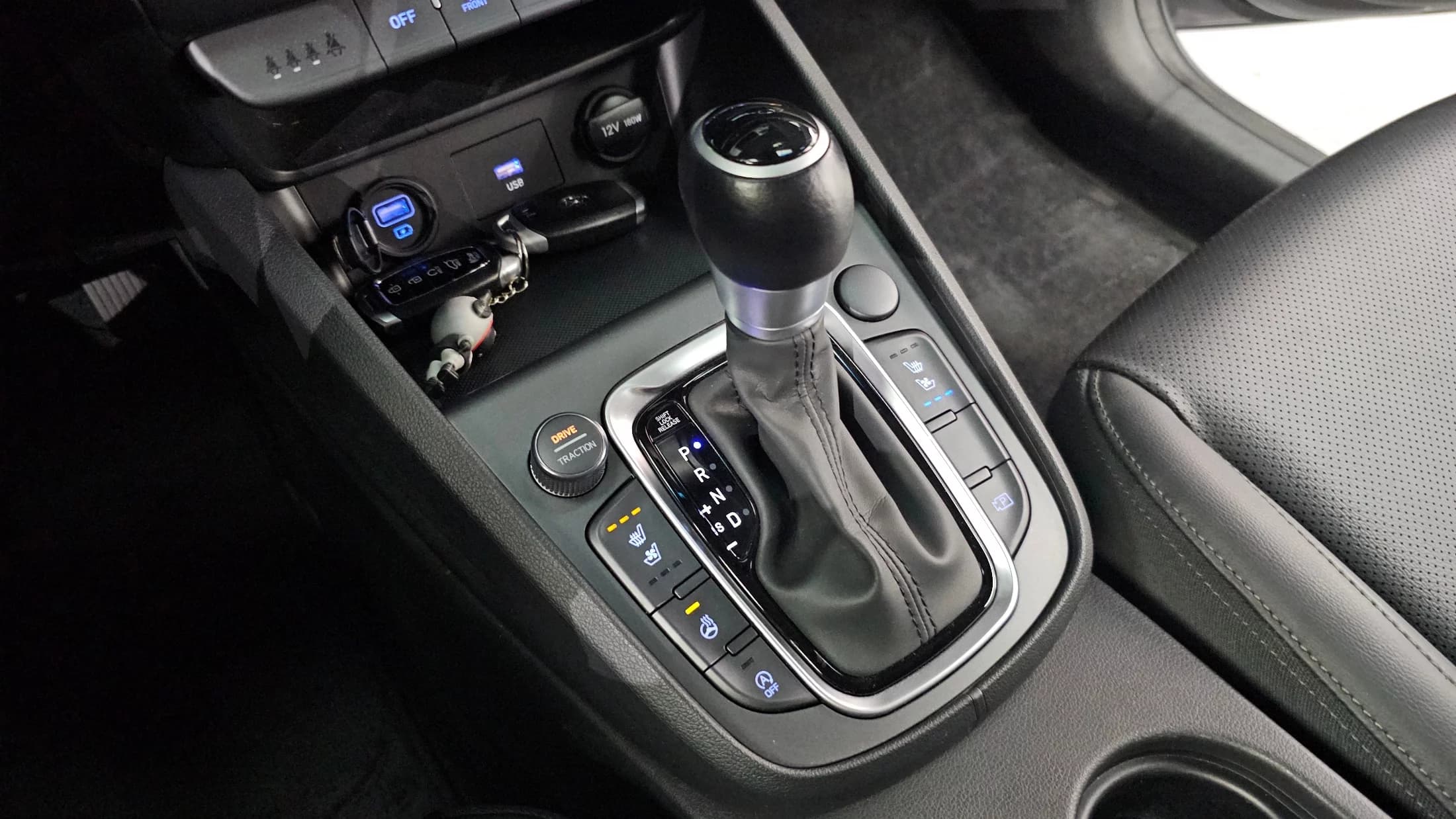 Hyundai Kona Gasoline 2.0 2WD Modern, 2022 г. 50016 км. — фото 9