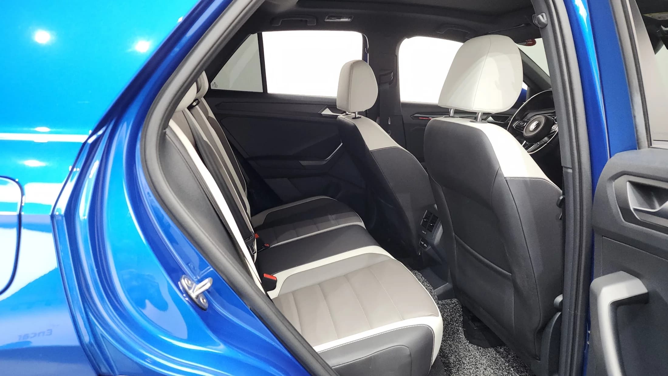 Volkswagen T-ROC 2.0 TDI Prestige, 2021 г. 40922 км. — фото 12