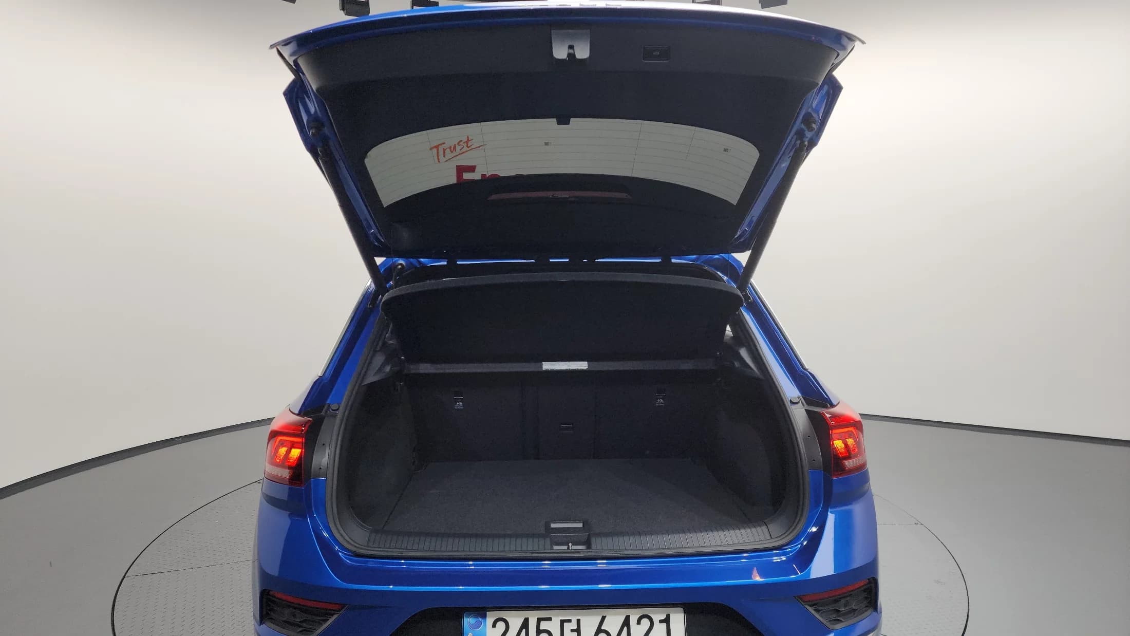 Volkswagen T-ROC 2.0 TDI Prestige, 2021 г. 40922 км. — фото 20