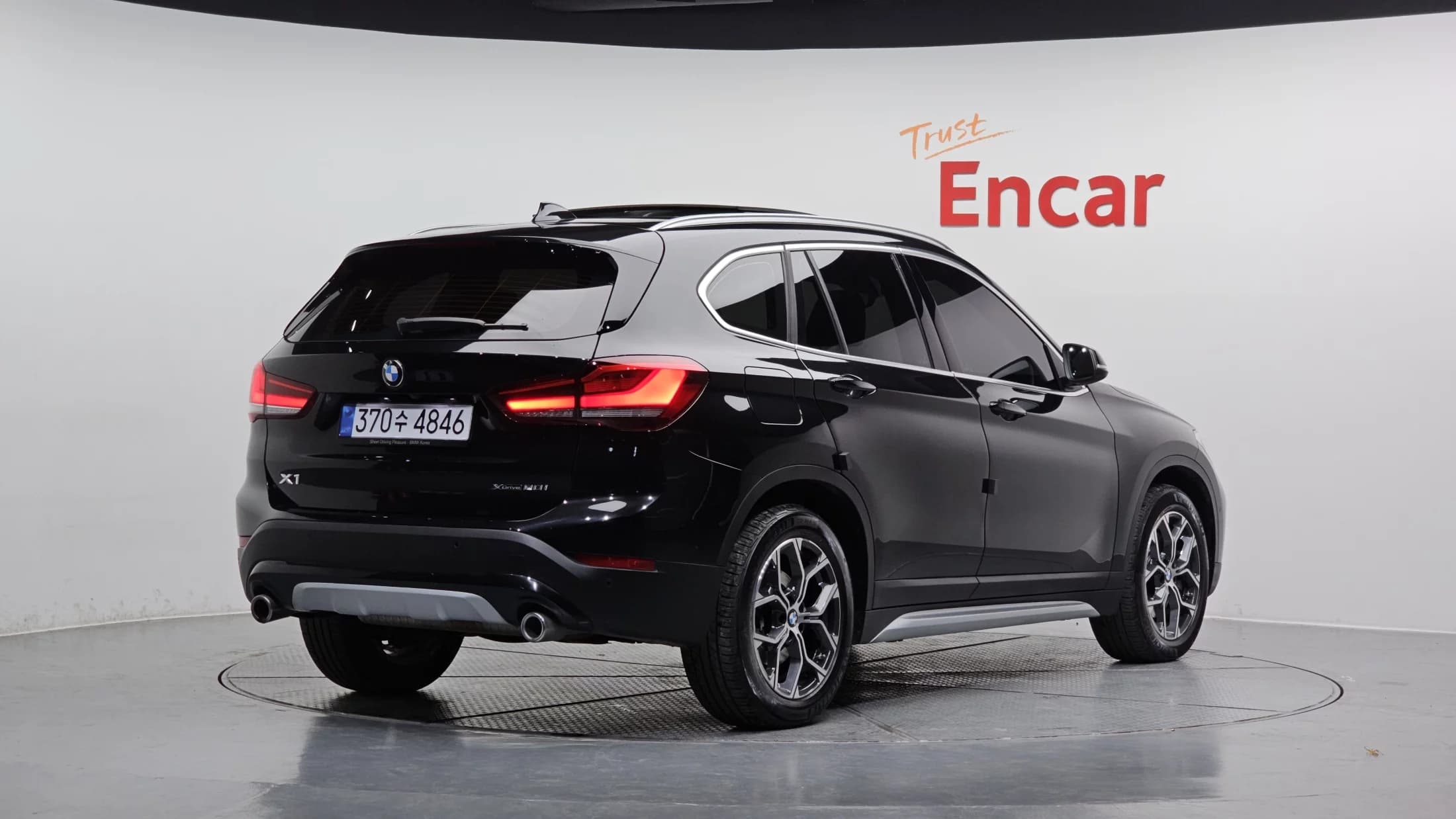 BMW X1 xDrive 20i xLine, 2021 г. 53381 км. — фото 2