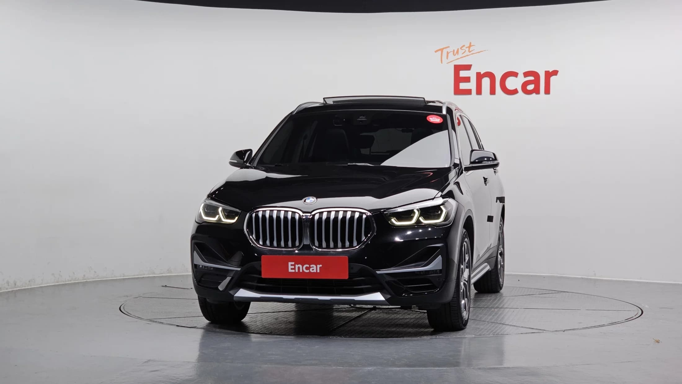BMW X1 xDrive 20i xLine, 2021 г. 53381 км. — фото 3