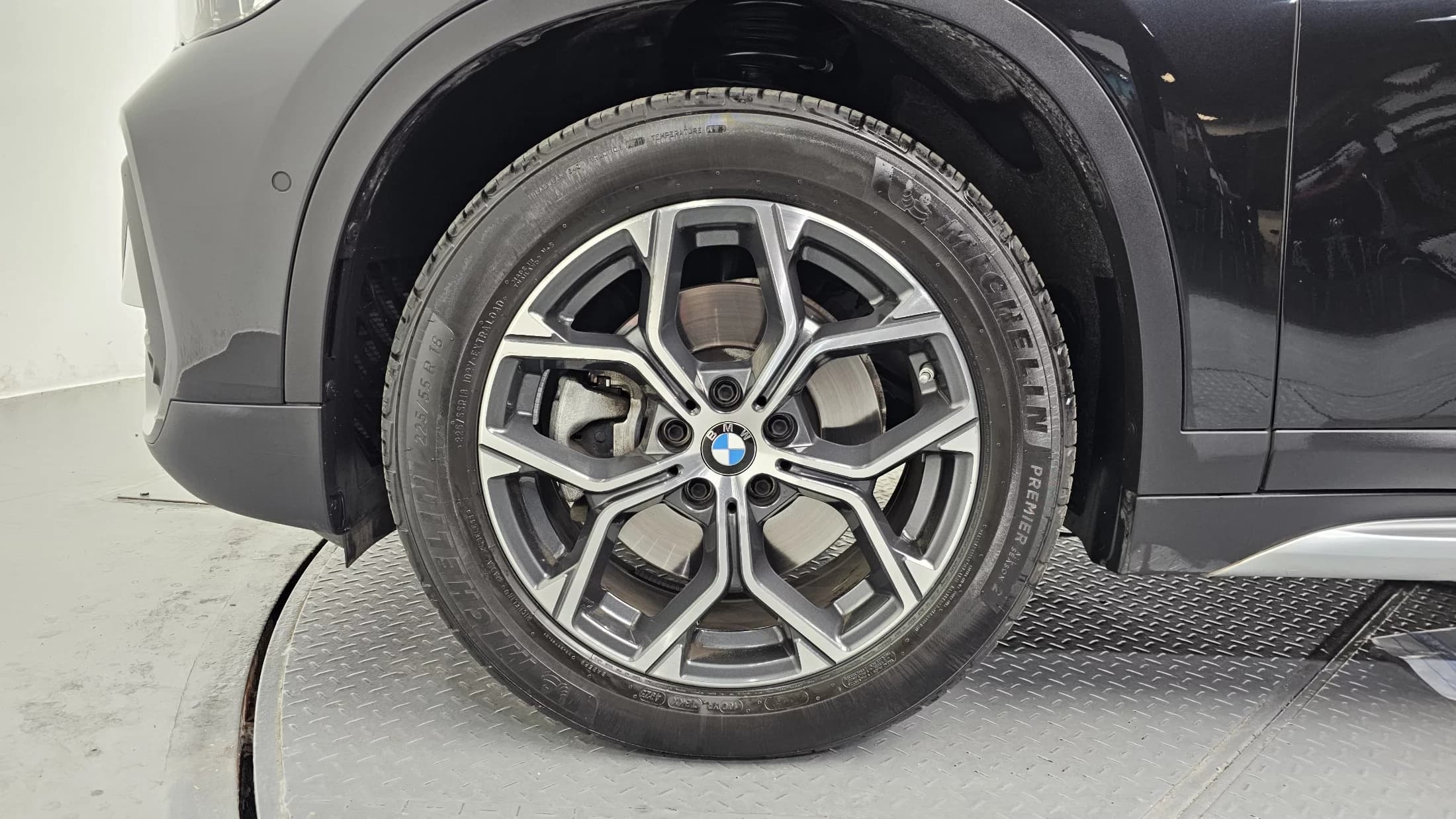 BMW X1 xDrive 20i xLine, 2021 г. 53381 км. — фото 5
