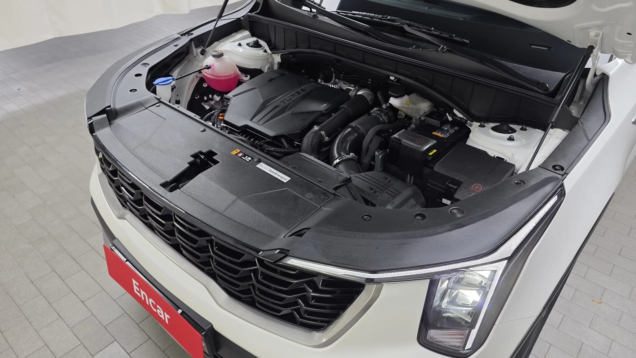 Kia Sorento Gasoline 2.5T 2WD Prestige, 2024 г. 13744 км. — фото 6