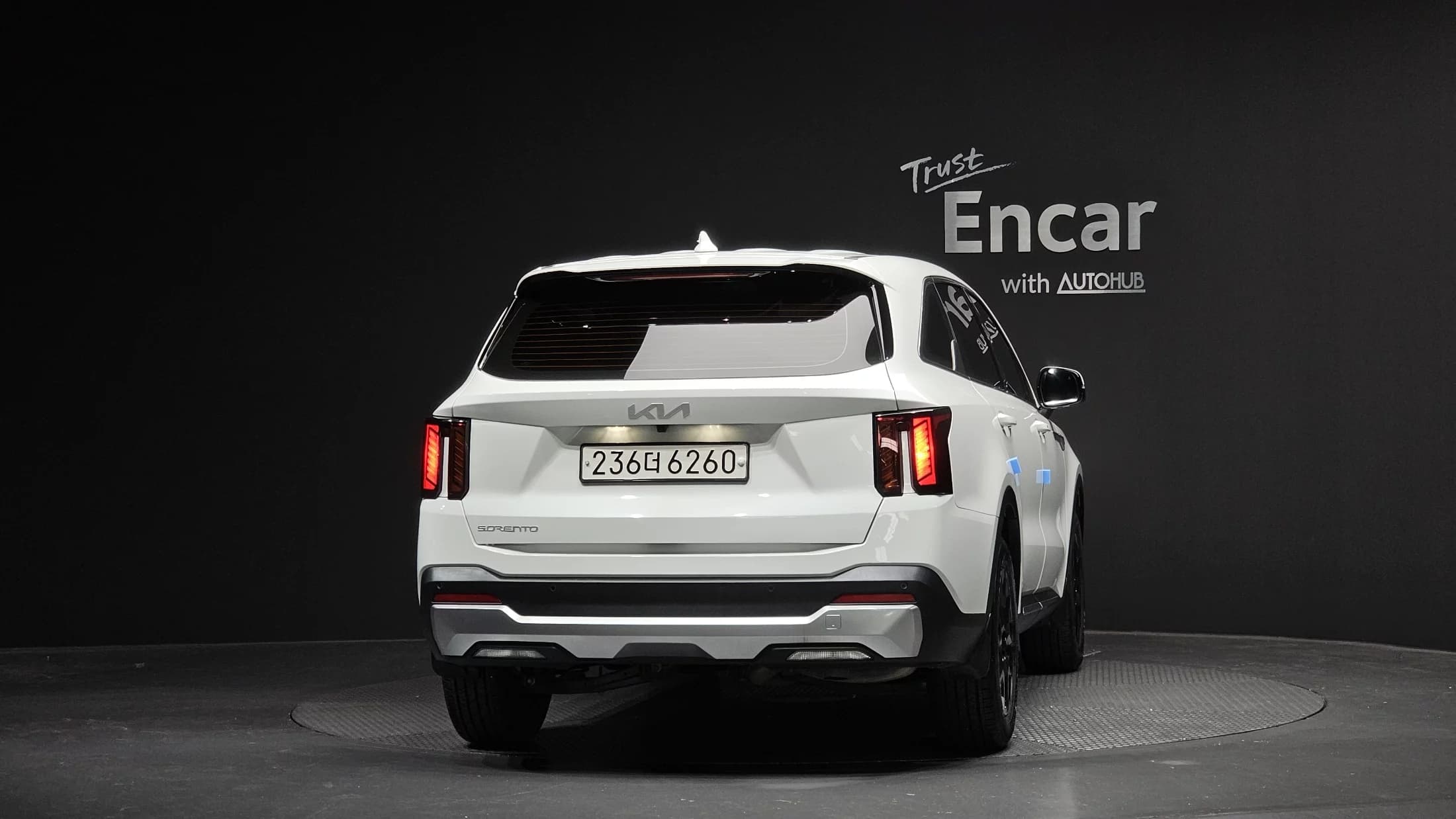 Kia Sorento Gasoline 2.5T 2WD Prestige, 2024 г. 19515 км. — фото 4