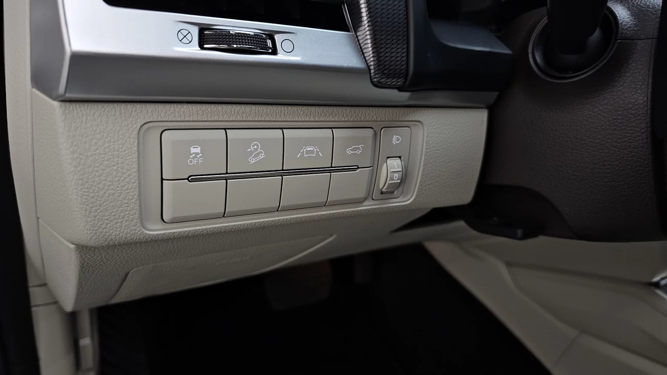 SsangYong Rexton Diesel 2.2 2WD Prestige, 2021 г. 71262 км. — фото 16