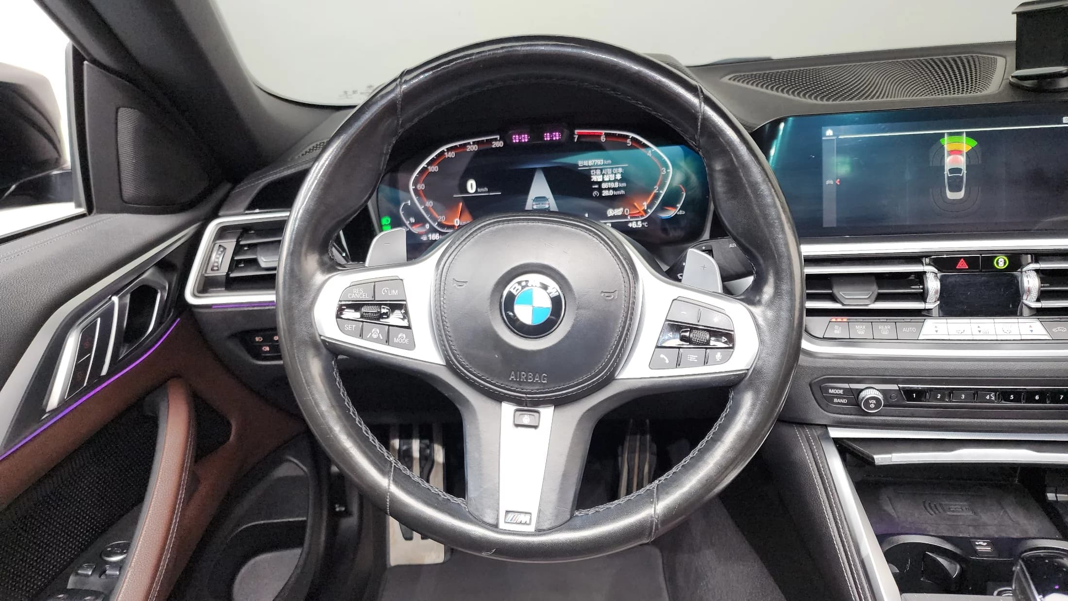 BMW 4-Series 420i M Sport Convertible, 2022 г. 87802 км. — фото 13