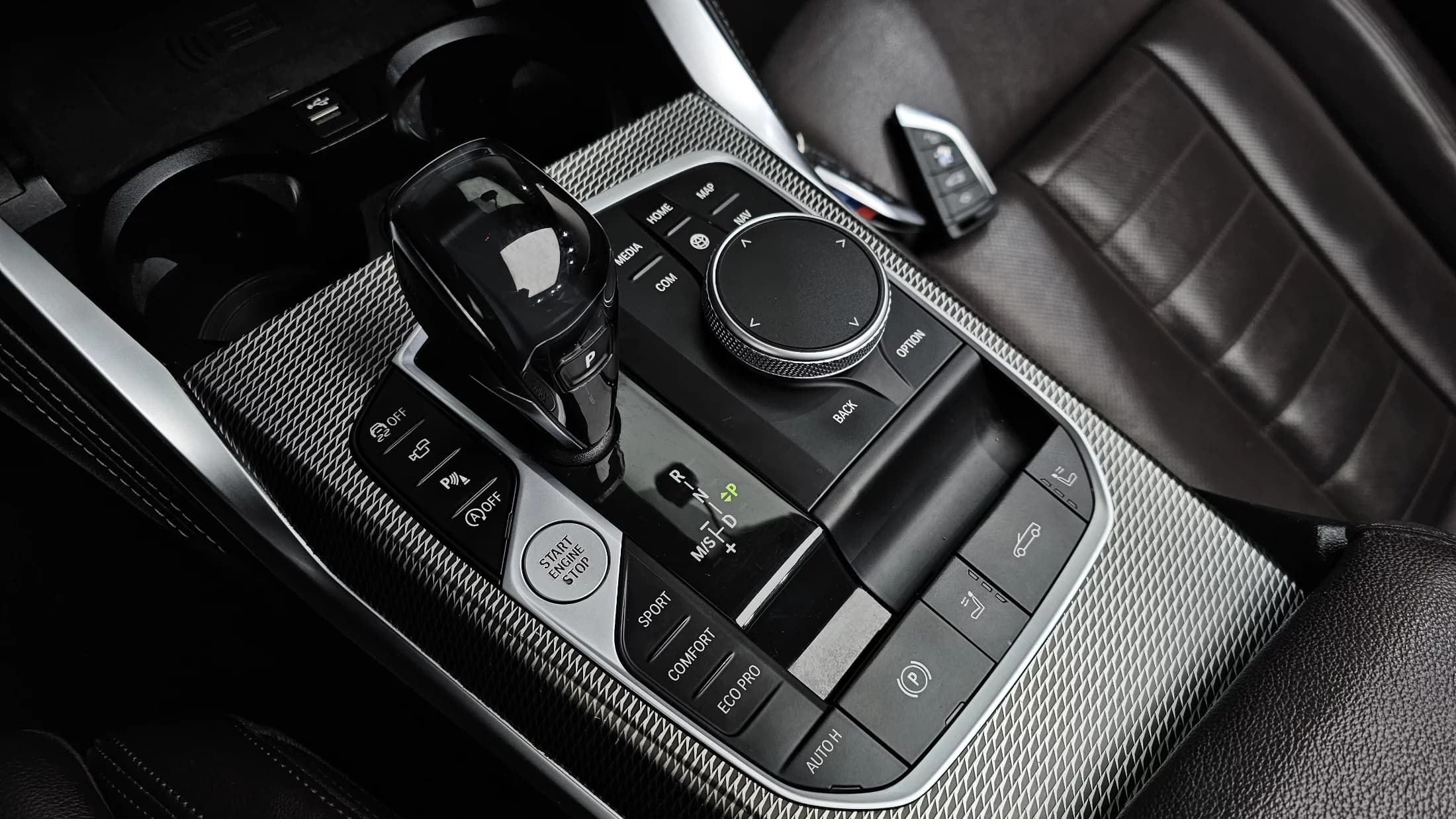 BMW 4-Series 420i M Sport Convertible, 2021 г. 107609 км. — фото 9
