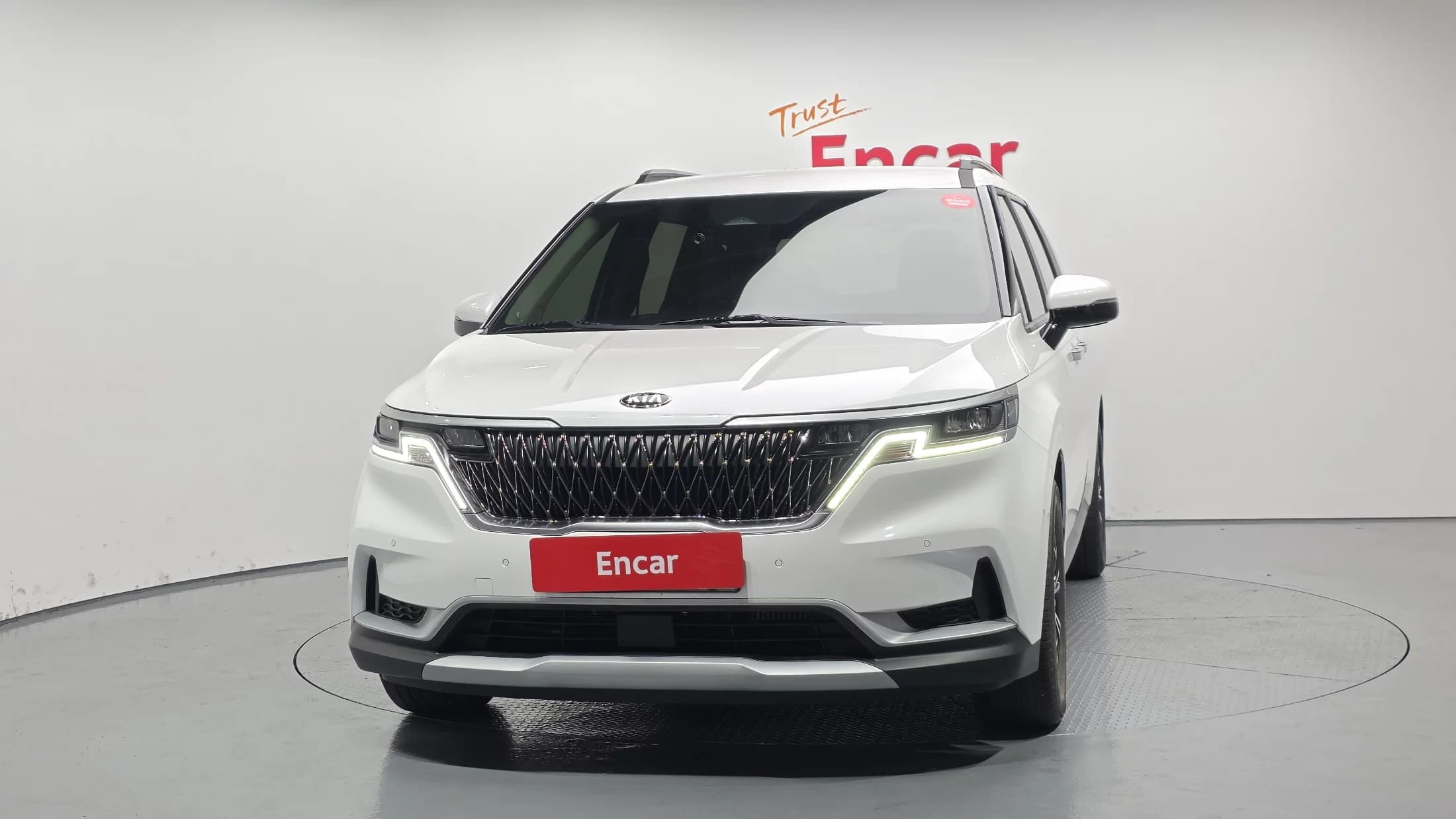 Kia Carnival 9-Seater Prestige, 2021 г. 59044 км. — фото 3