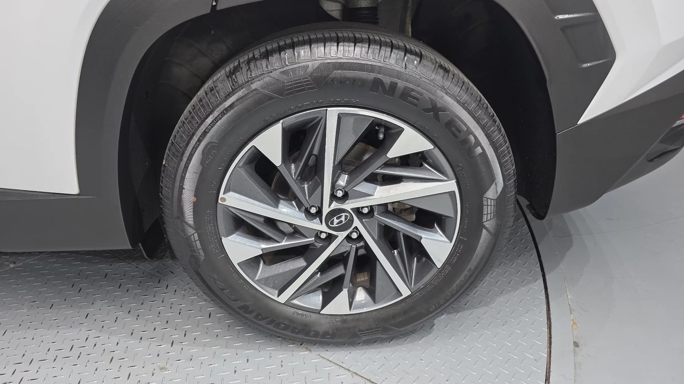 Hyundai Tucson Gasoline 1.6 Turbo 4WD Premium, 2021 г. 73216 км. — фото 5