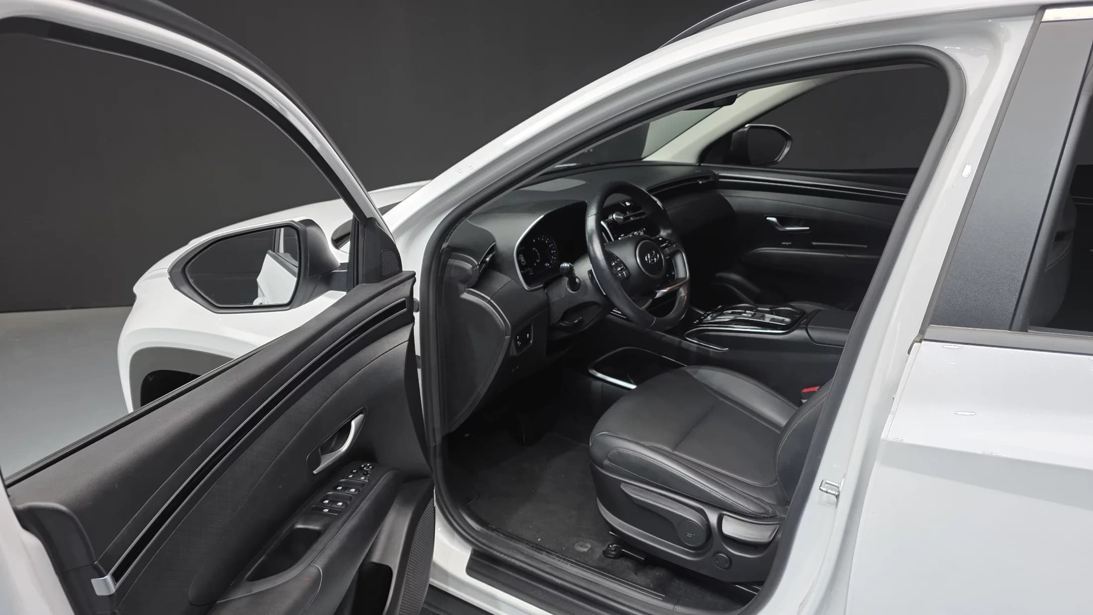 Hyundai Tucson Gasoline 1.6 Turbo 4WD Premium, 2021 г. 73216 км. — фото 10