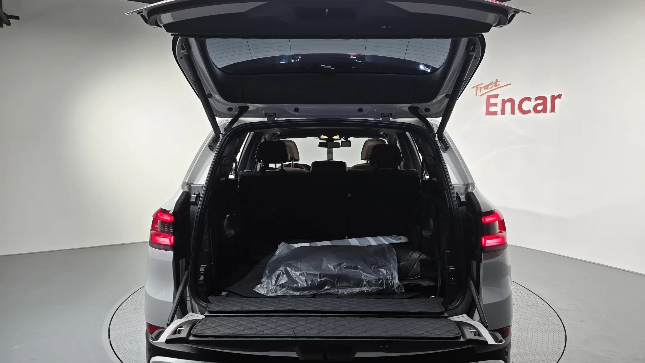 BMW X5 xDrive 40i xLine, 2023 г. 42143 км. — фото 19