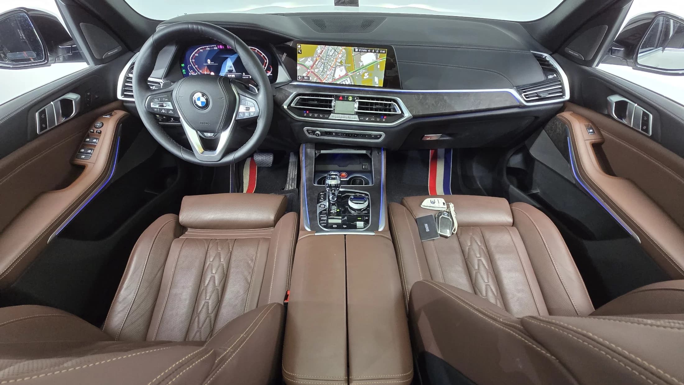 BMW X5 xDrive 40i xLine, 2023 г. 42143 км. — фото 6