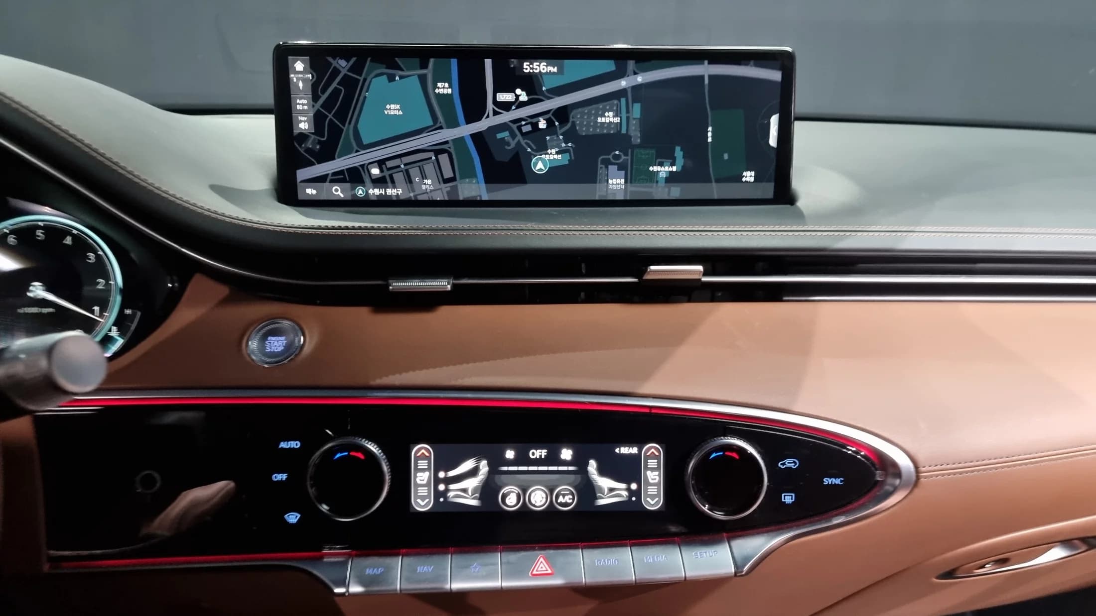 Genesis GV70 2.5T Gasoline AWD, 2022 г. 23717 км. — фото 14