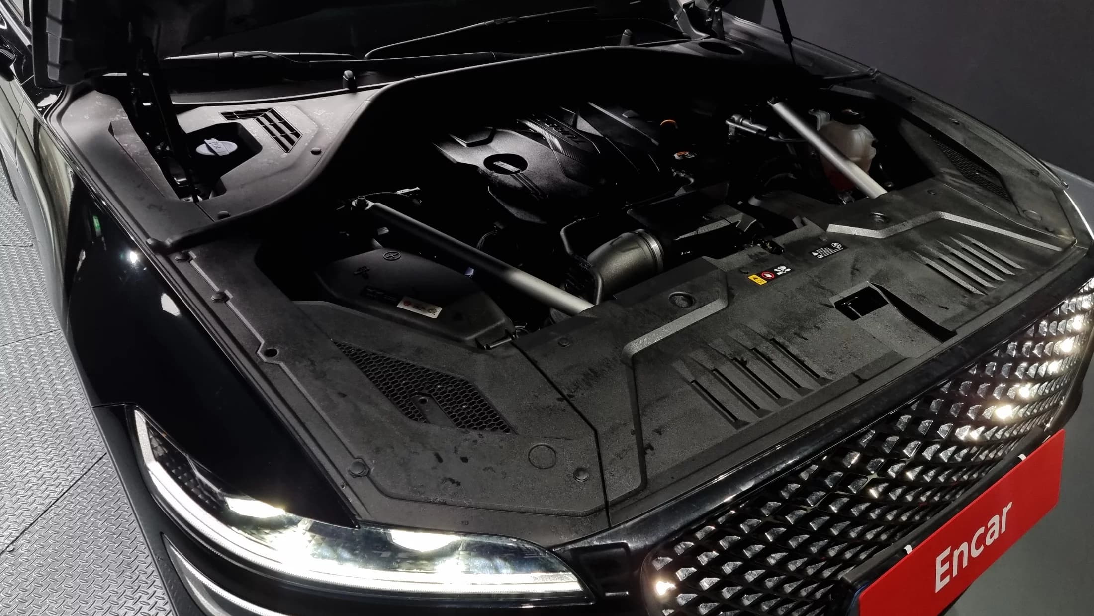 Genesis GV70 2.5T Gasoline AWD, 2022 г. 23717 км. — фото 6