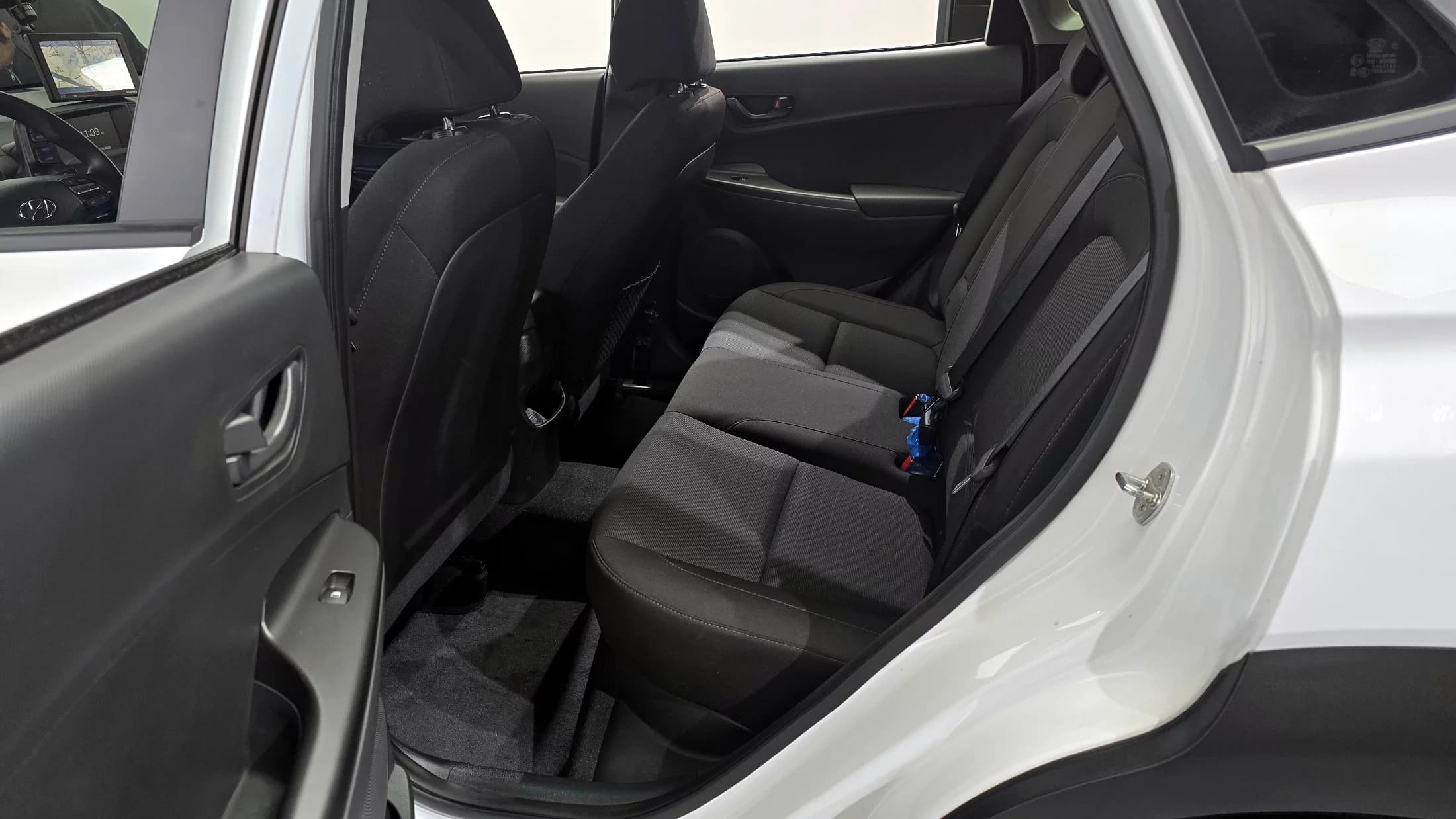 Hyundai Kona Gasoline 1.6 Turbo 2WD Smart, 2021 г. 145750 км. — фото 11