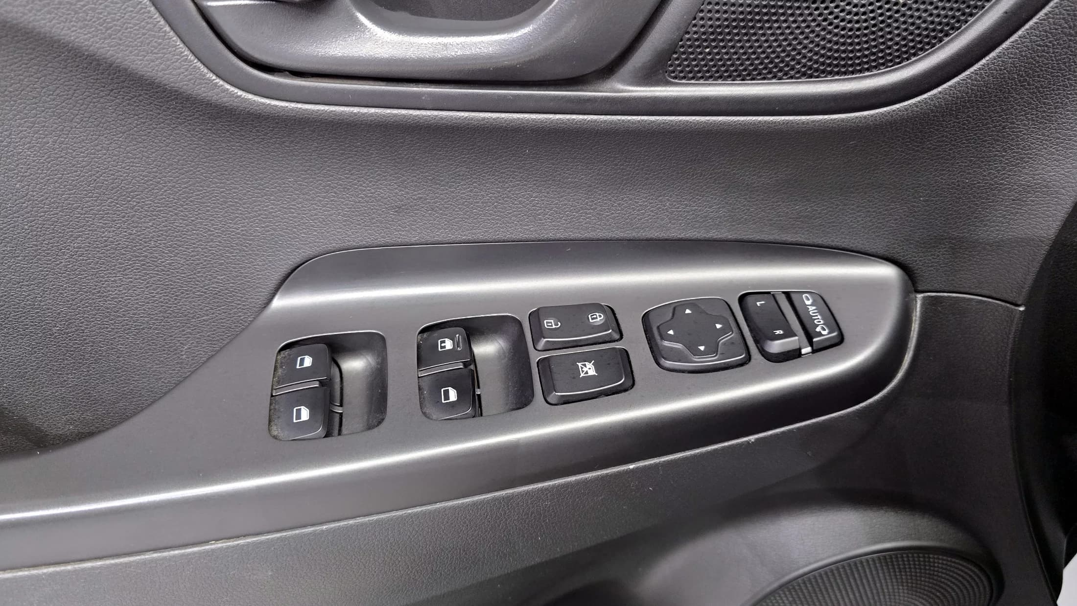 Hyundai Kona Gasoline 1.6 Turbo 2WD Smart, 2021 г. 145750 км. — фото 14