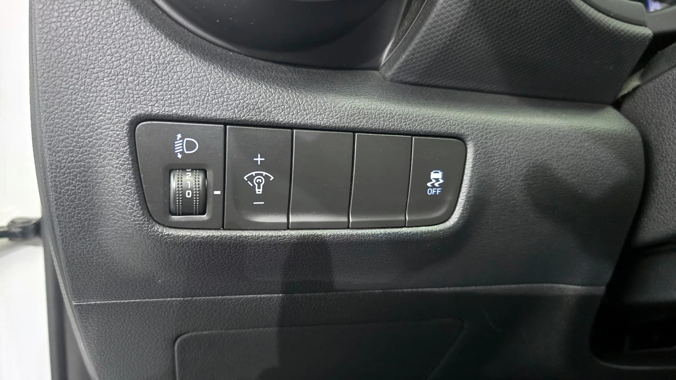 Hyundai Kona Gasoline 1.6 Turbo 2WD Smart, 2021 г. 145750 км. — фото 15
