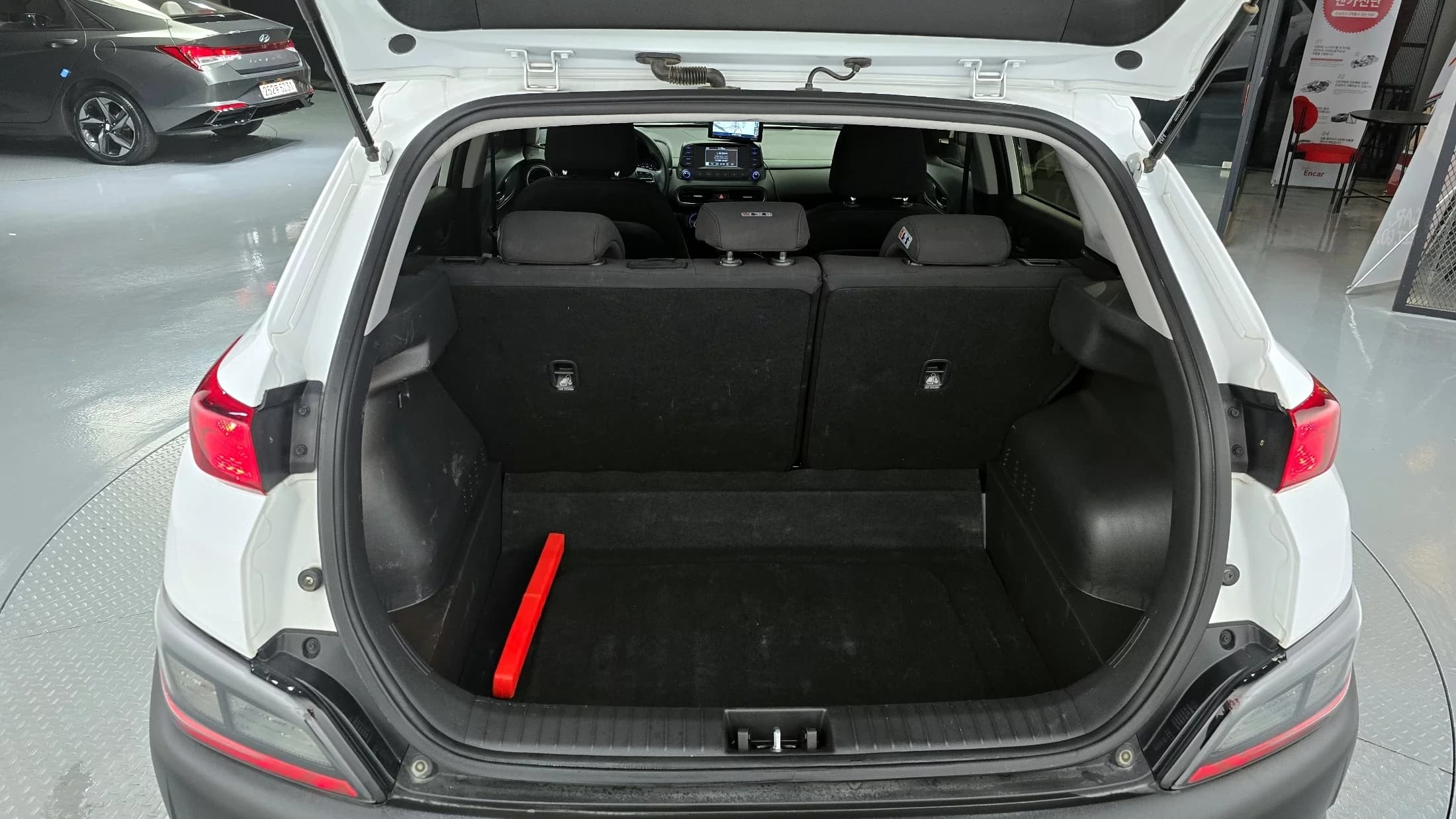 Hyundai Kona Gasoline 1.6 Turbo 2WD Smart, 2021 г. 145750 км. — фото 20