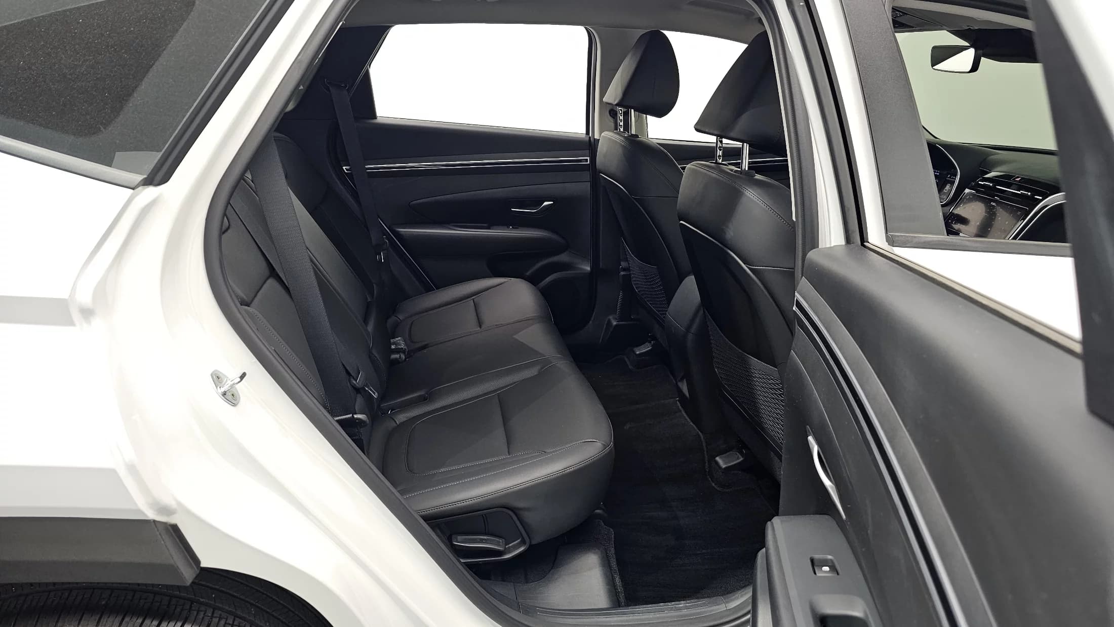 Hyundai Tucson Gasoline 1.6 Turbo 2WD Modern, 2022 г. 39654 км. — фото 11