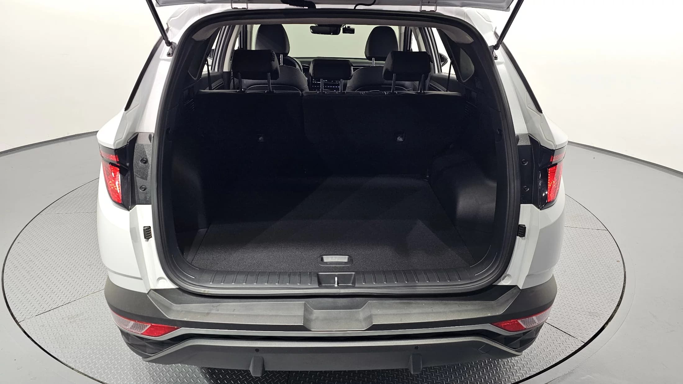 Hyundai Tucson Gasoline 1.6 Turbo 2WD Modern, 2022 г. 39654 км. — фото 20