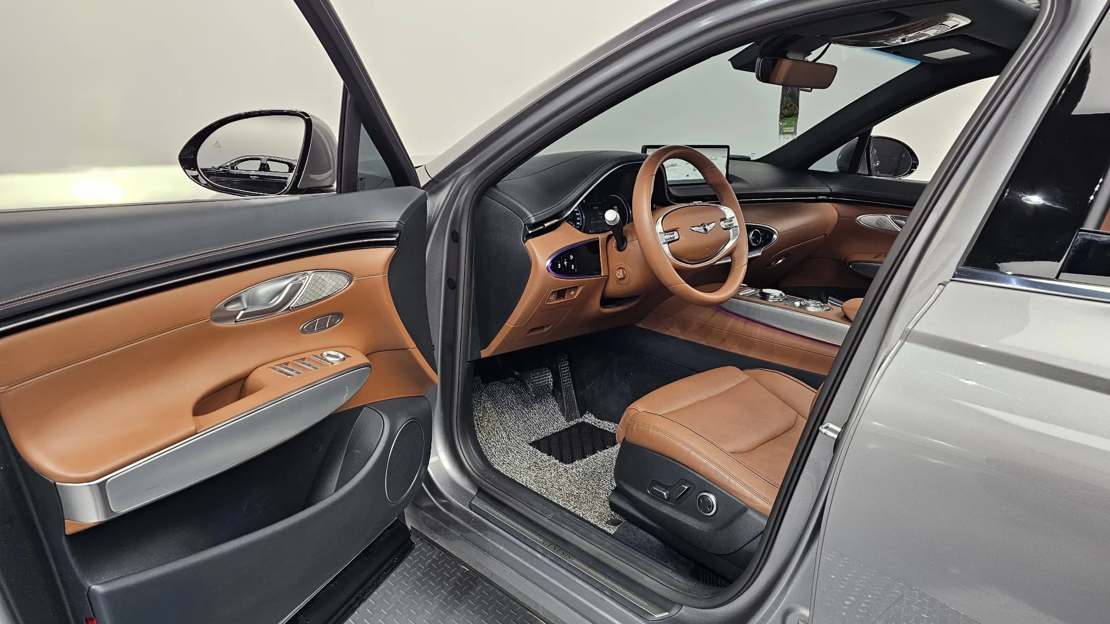 Genesis GV70 2.2 Diesel AWD, 2021 г. 64260 км. — фото 10