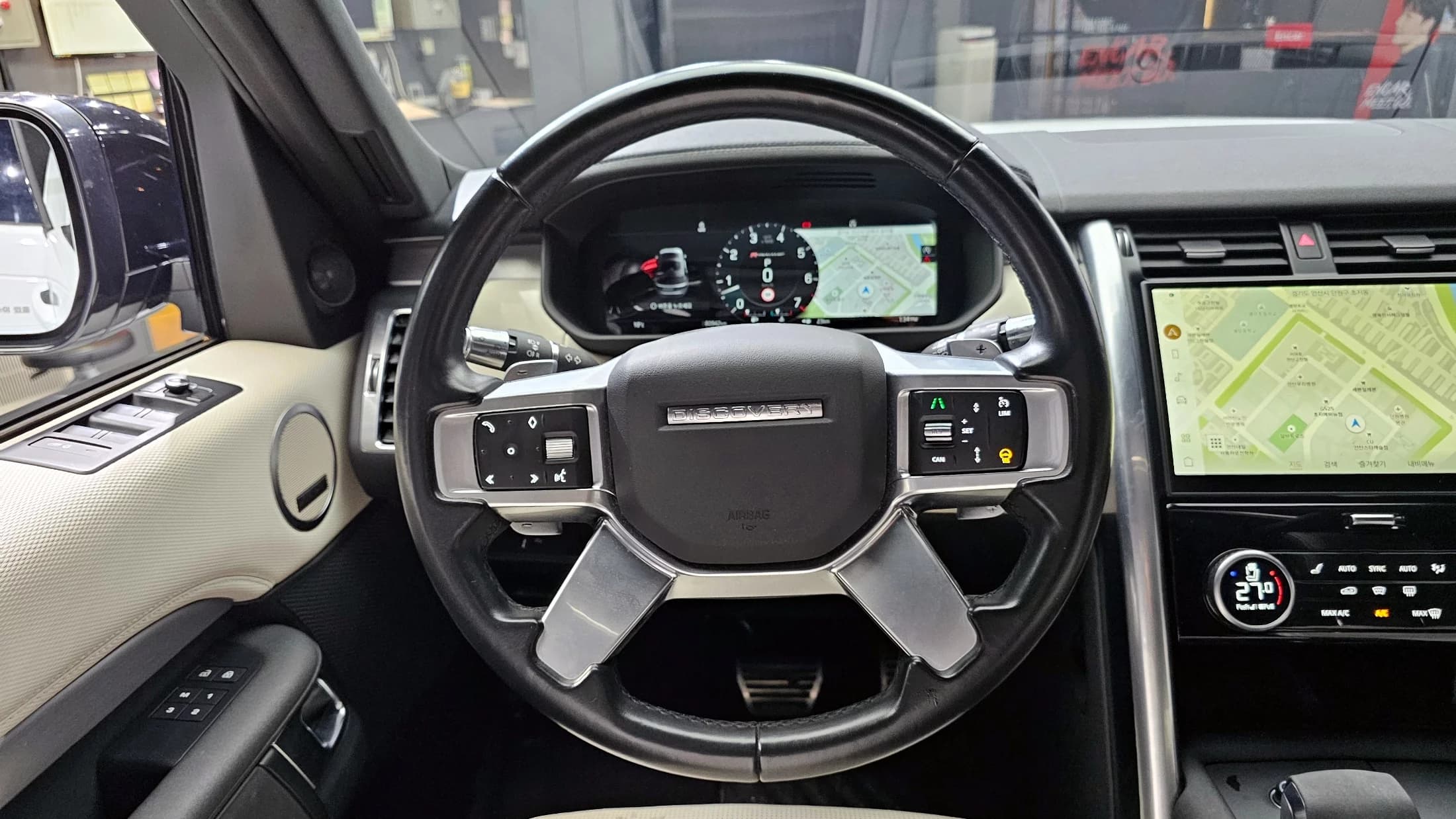 Land Rover DISCOVERY P360 R-Dynamic SE, 2021 г. 80956 км. — фото 13