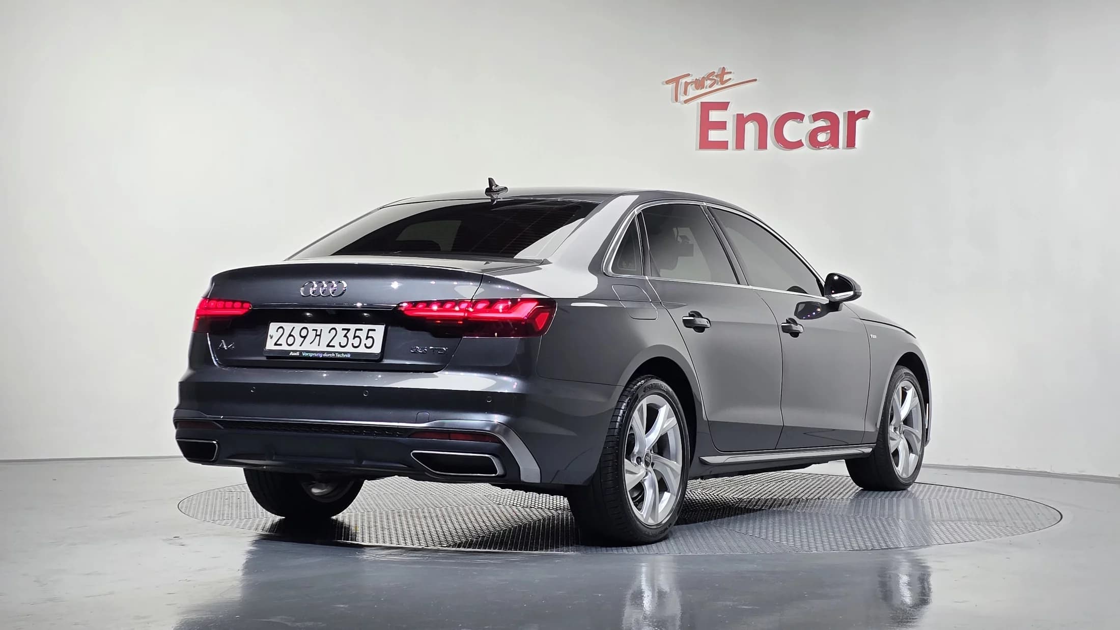 Audi A4 35 TDI Premium, 2022 г. 64572 км. — фото 2