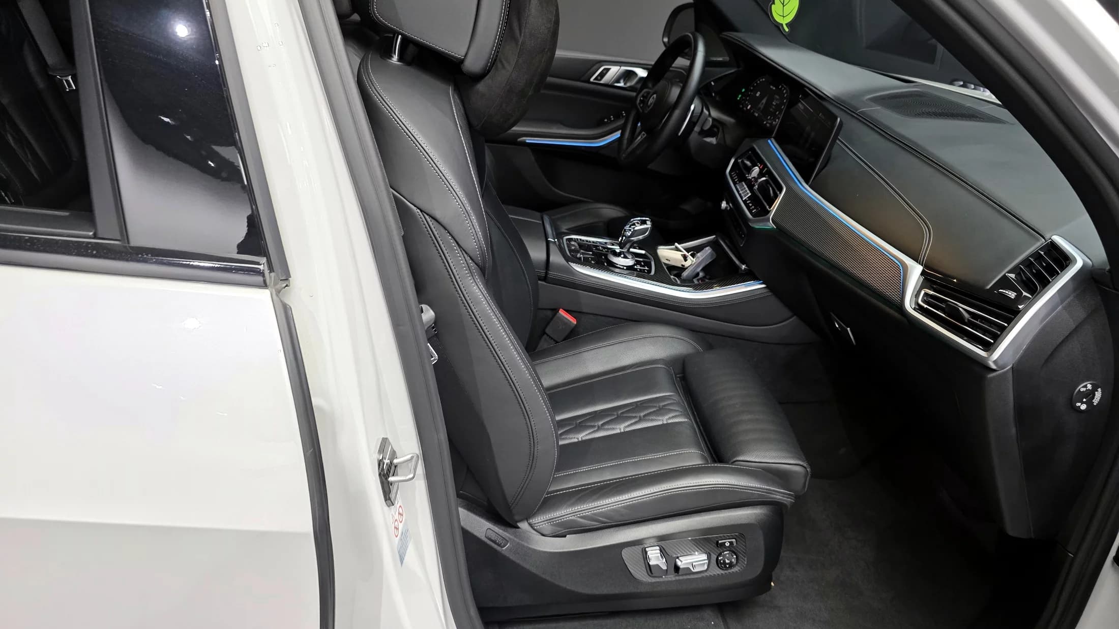 BMW X5 xDrive 40i M Sport, 2023 г. 15438 км. — фото 12