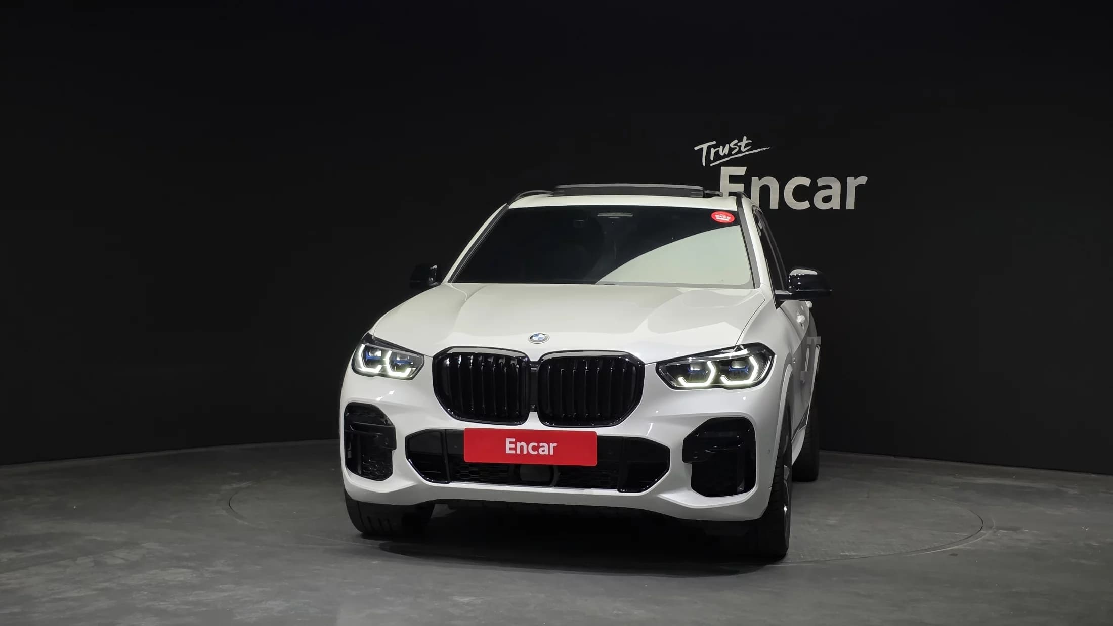 BMW X5 xDrive 40i M Sport, 2023 г. 15438 км. — фото 3
