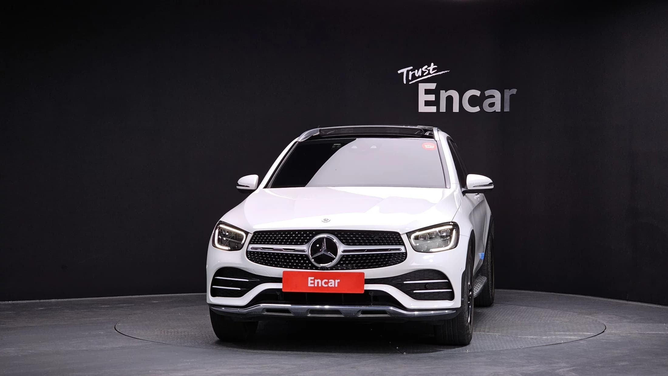 Mercedes-Benz GLC-Class GLC300 4MATIC, 2022 г. 33455 км. — фото 3