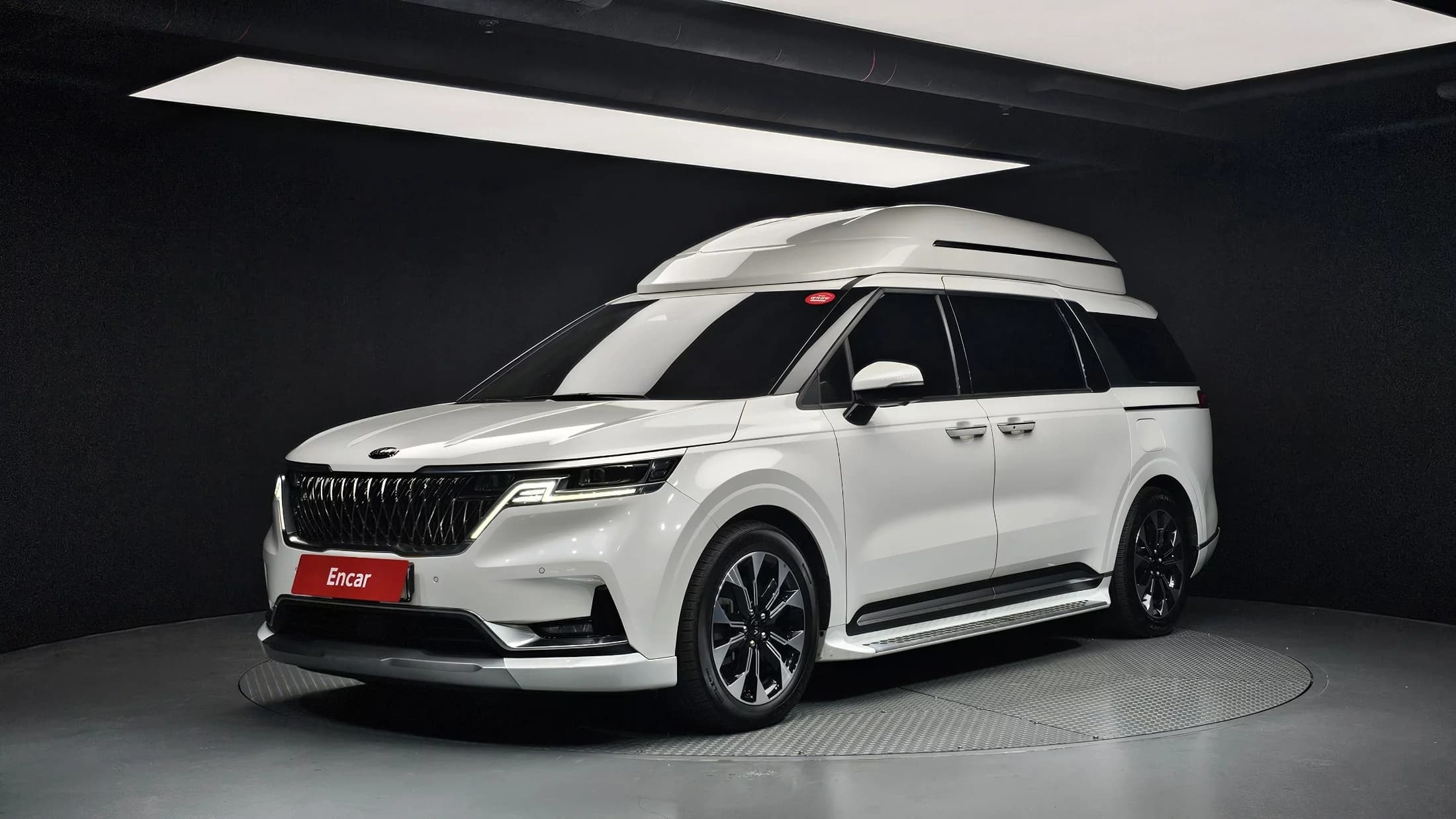 Kia Carnival Gasoline 7-Seater Hi-Limousine Signature, 2021 г. 47916 км.