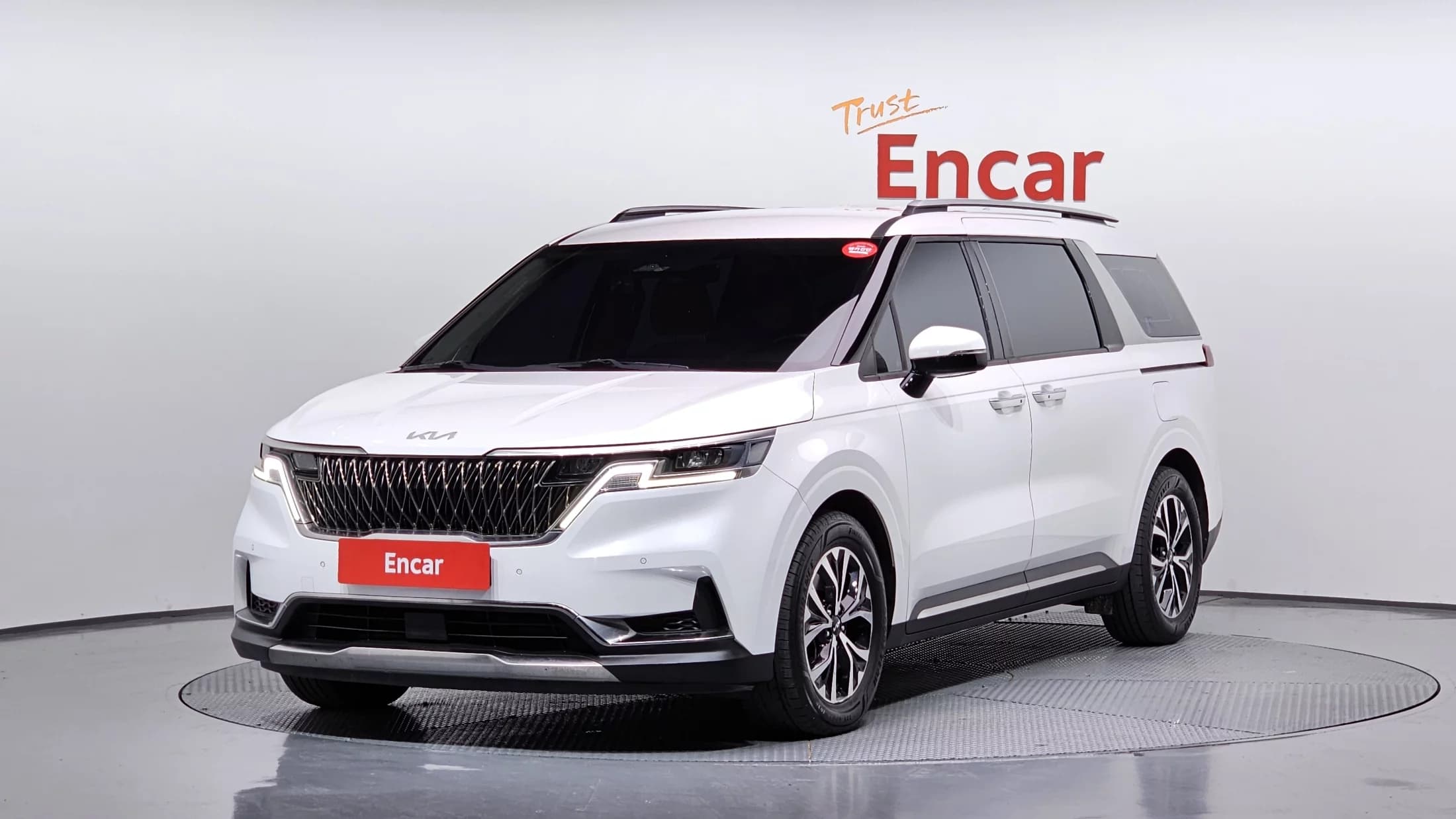 Kia Carnival 9-Seater Noblesse, 2021 г. 95818 км.