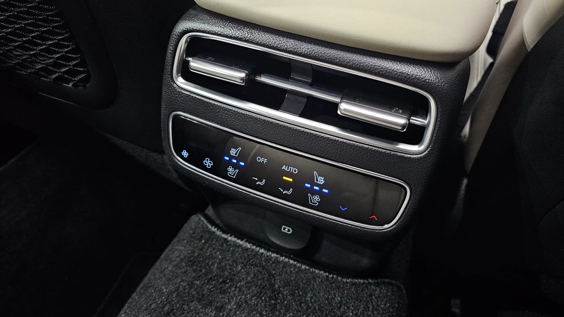 Genesis GV70 2.5T Gasoline AWD, 2025 г. 21874 км. — фото 20